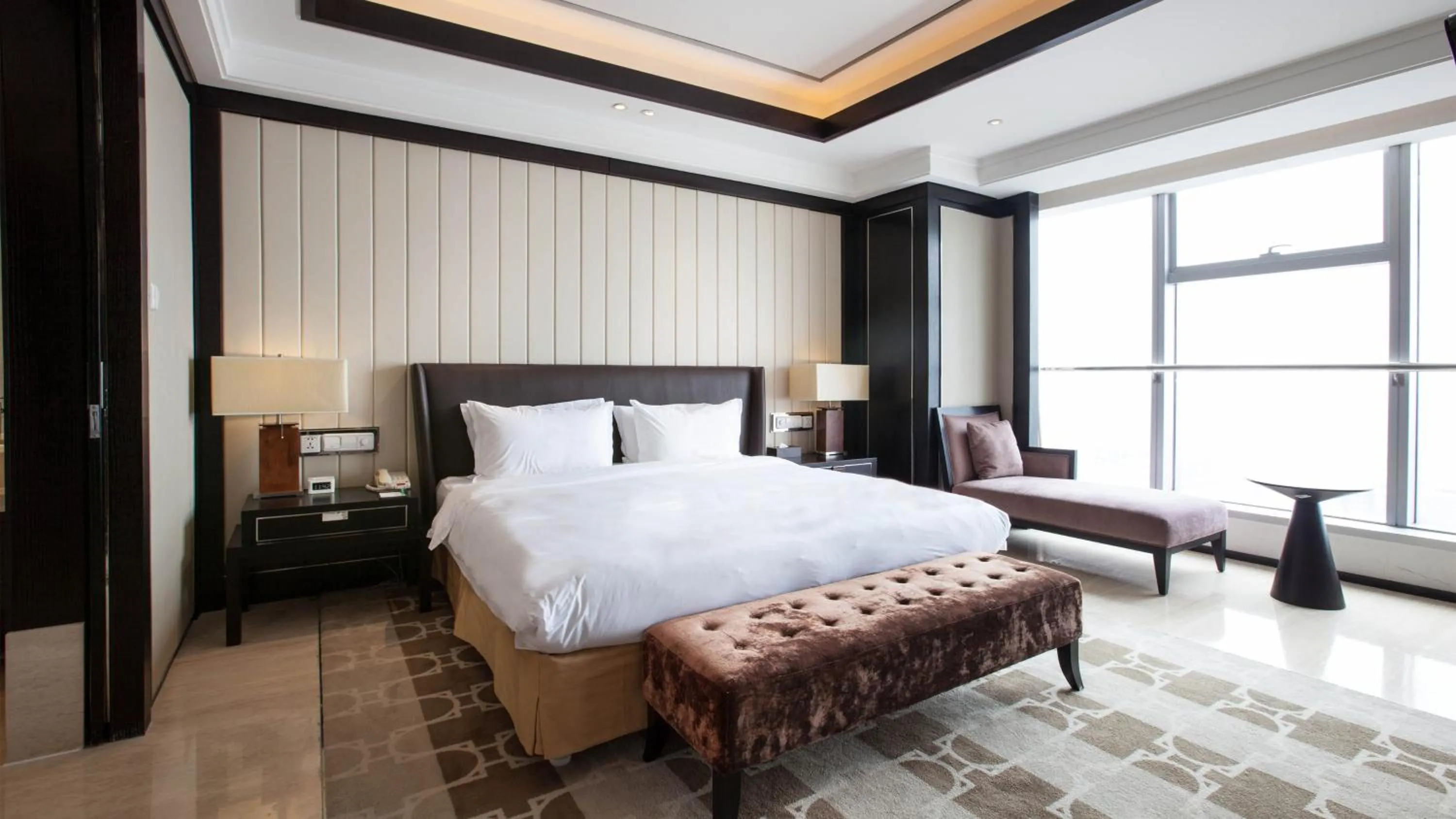 Photo of the whole room, Bed in Holiday Inn Beijing Focus Square by IHG