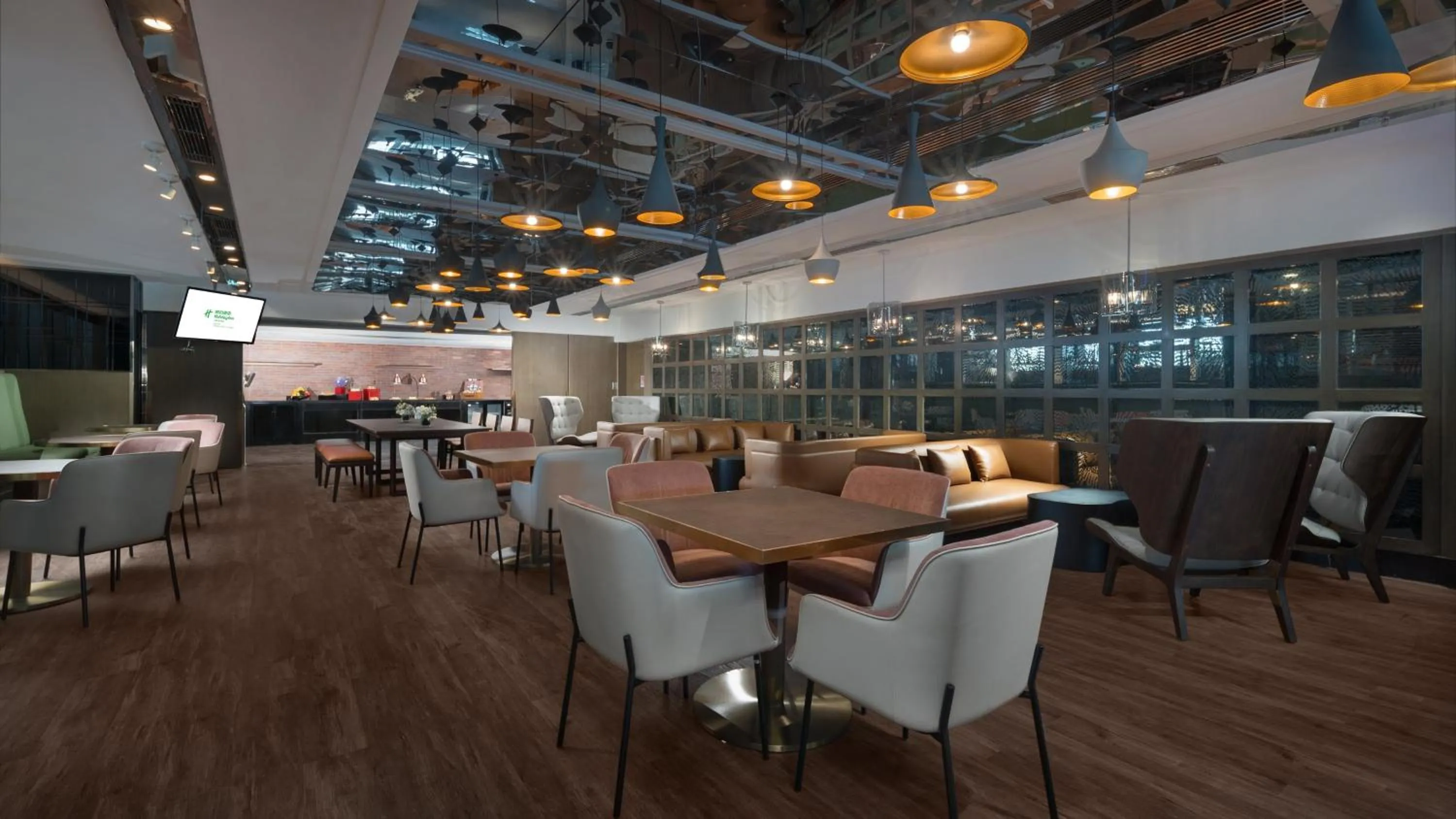 Breakfast in Holiday Inn Beijing Focus Square by IHG