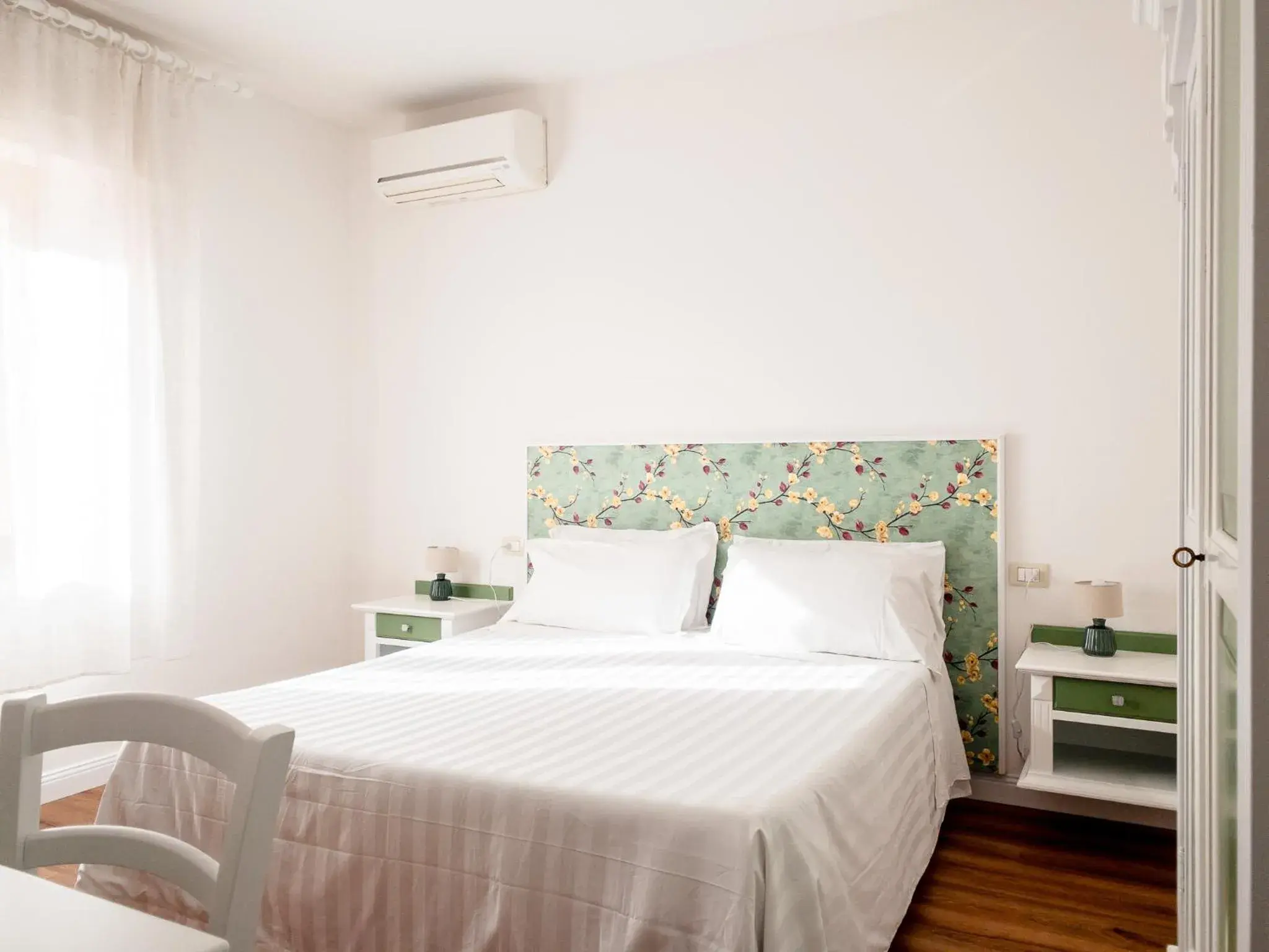 Bed in Hotel Donatella Bed in Hotel Donatella