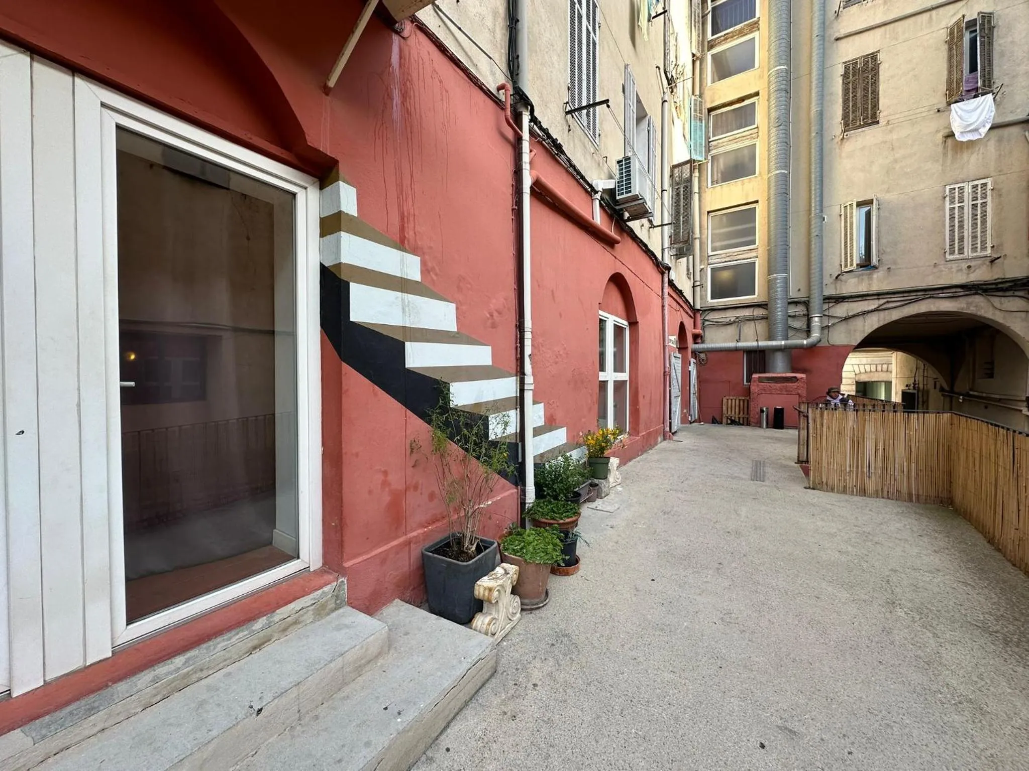 Property building in Hostel Vertigo Vieux-Port