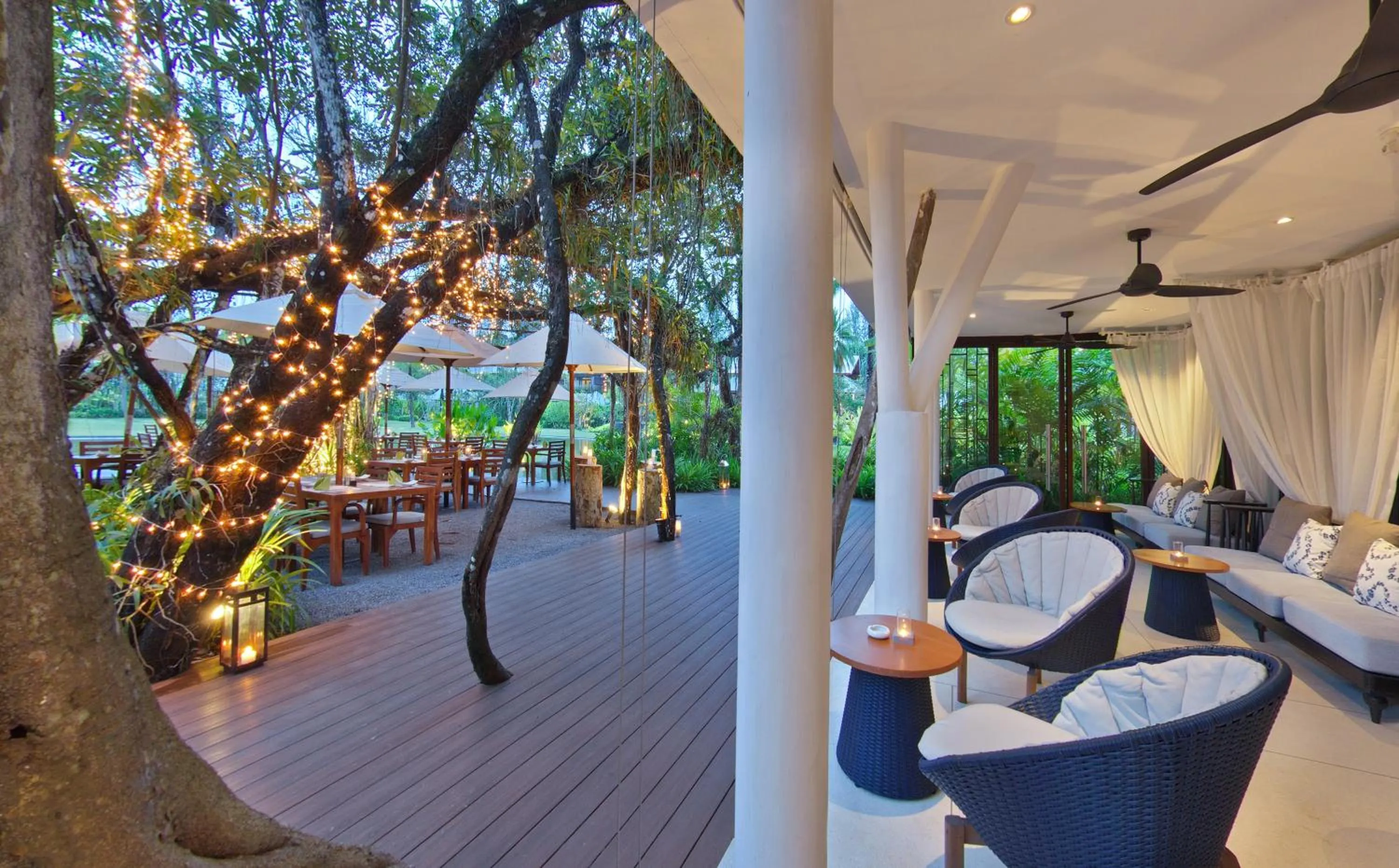 Lounge or bar in The Sarojin