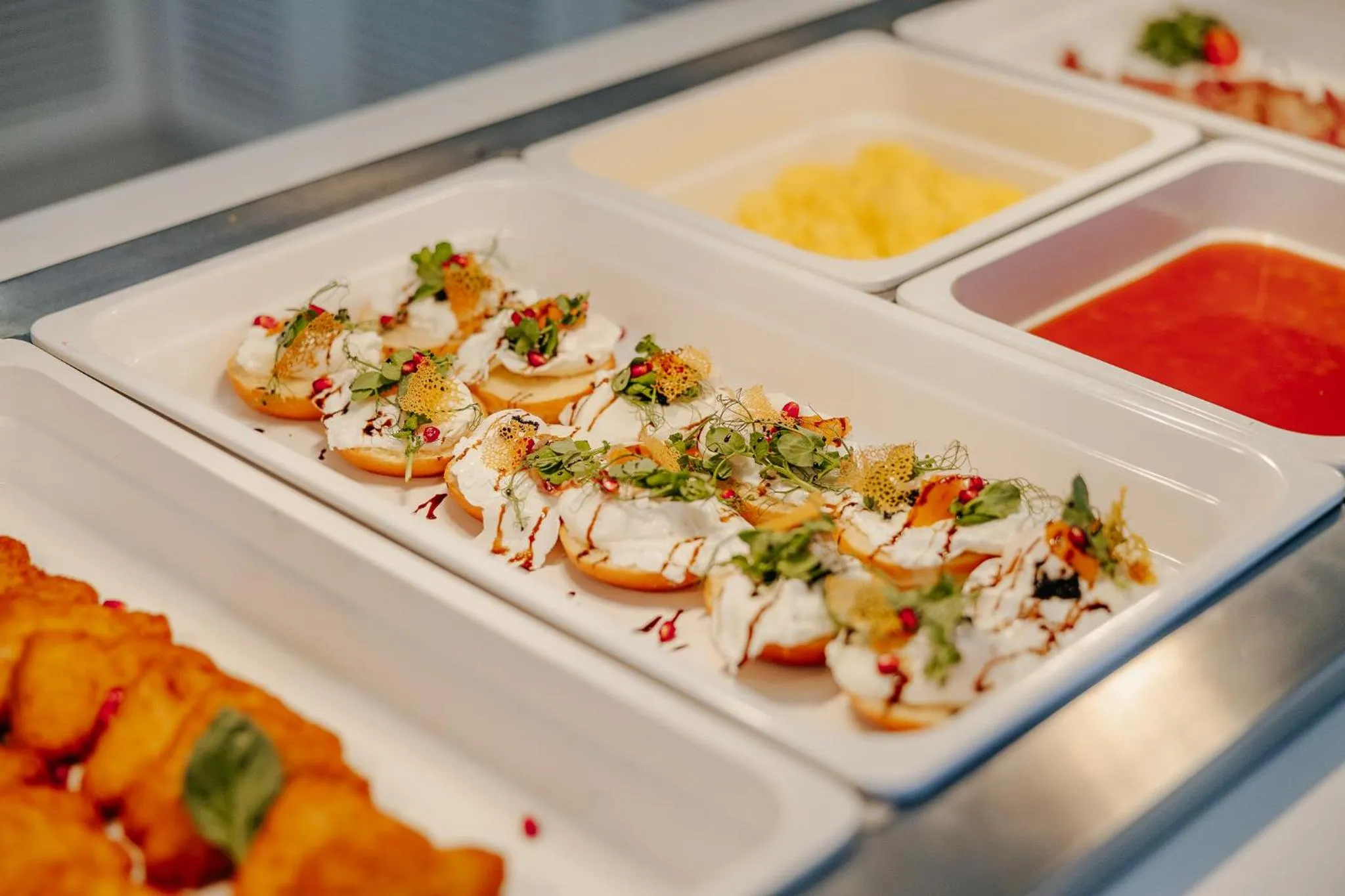 Buffet breakfast in Seasons Hotel (Adults Only)