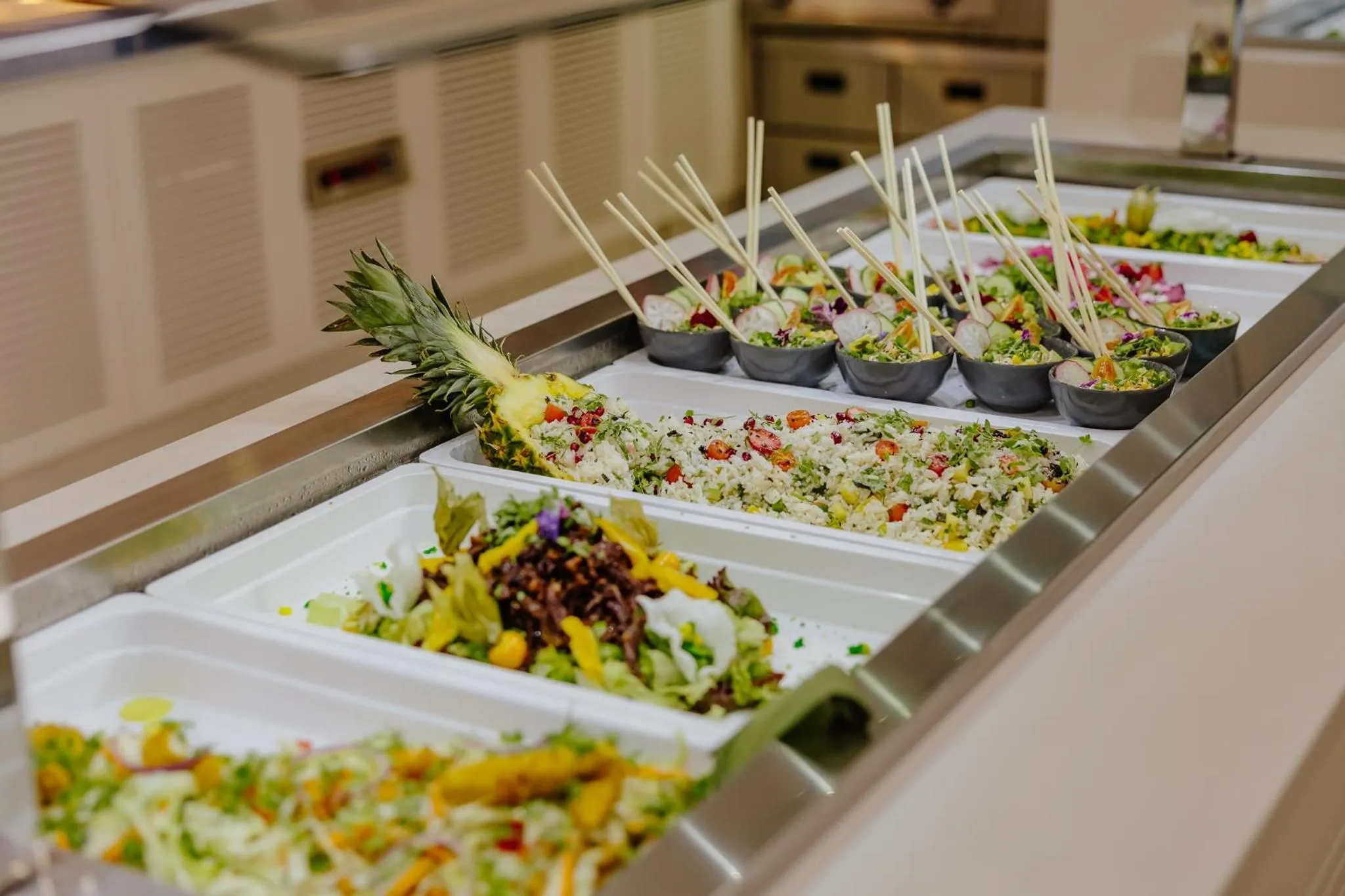 Restaurant/places to eat in Seasons Hotel (Adults Only)