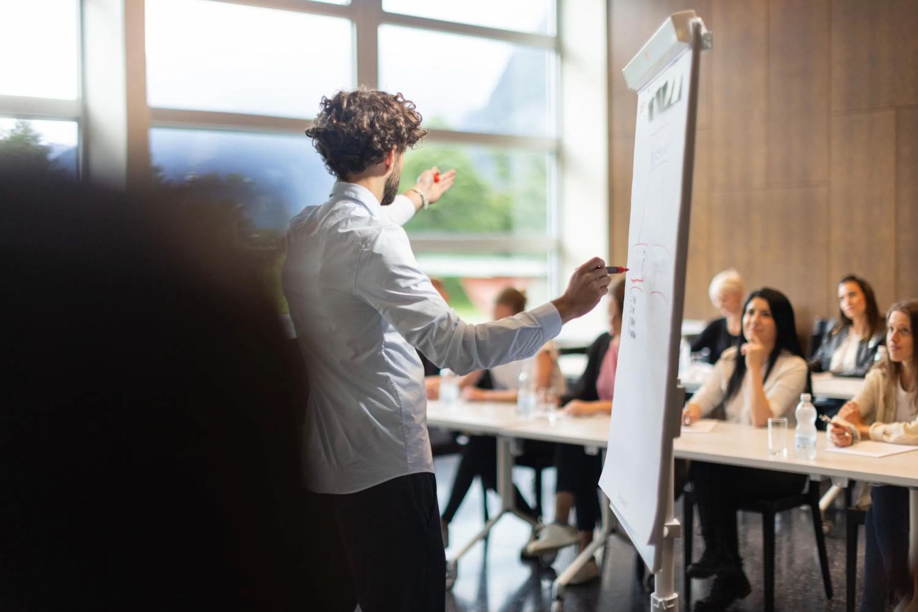 Business facilities in lintharena ag