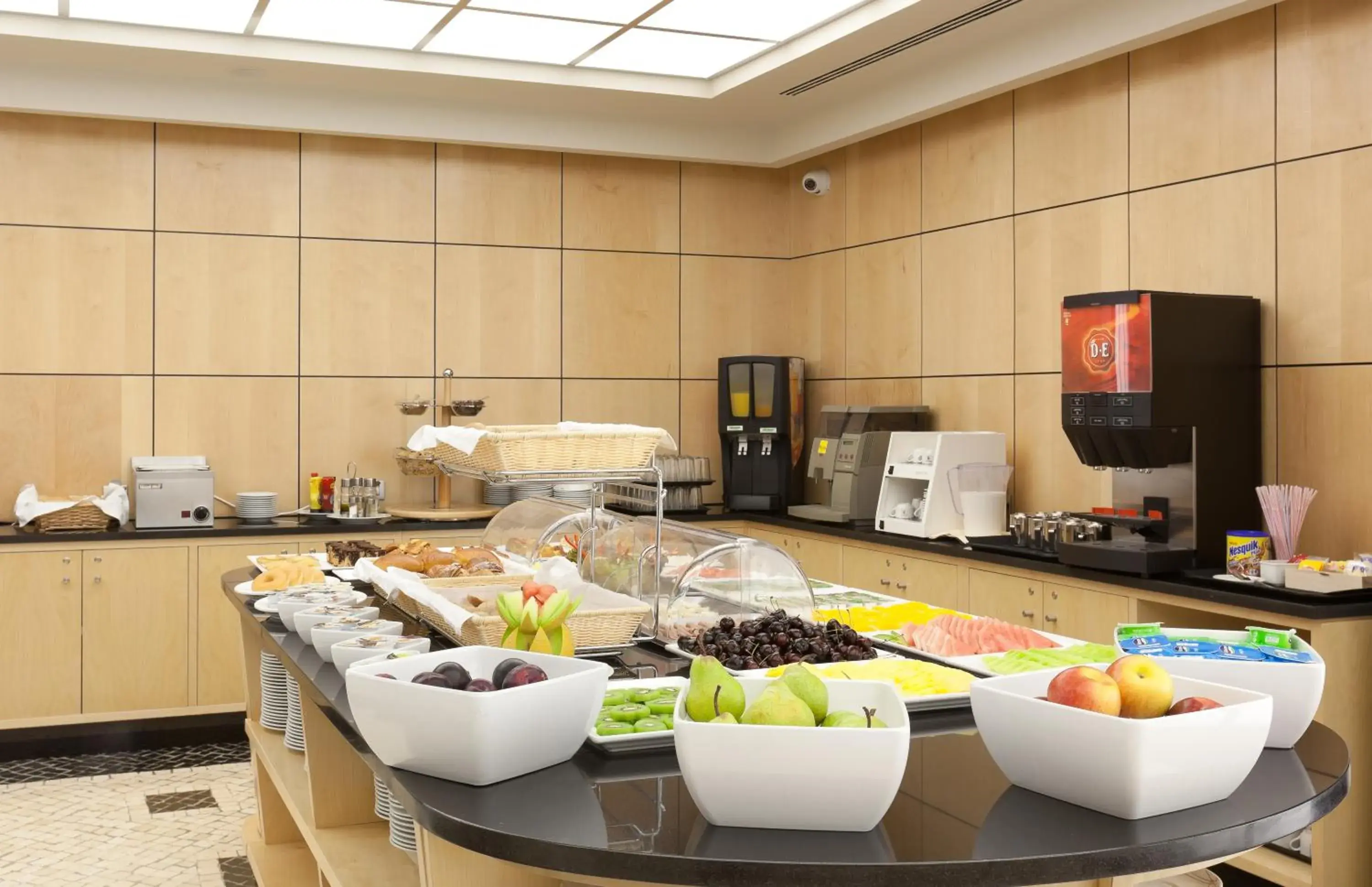 Food in Hotel Alif Avenidas Food in Hotel Alif Avenidas