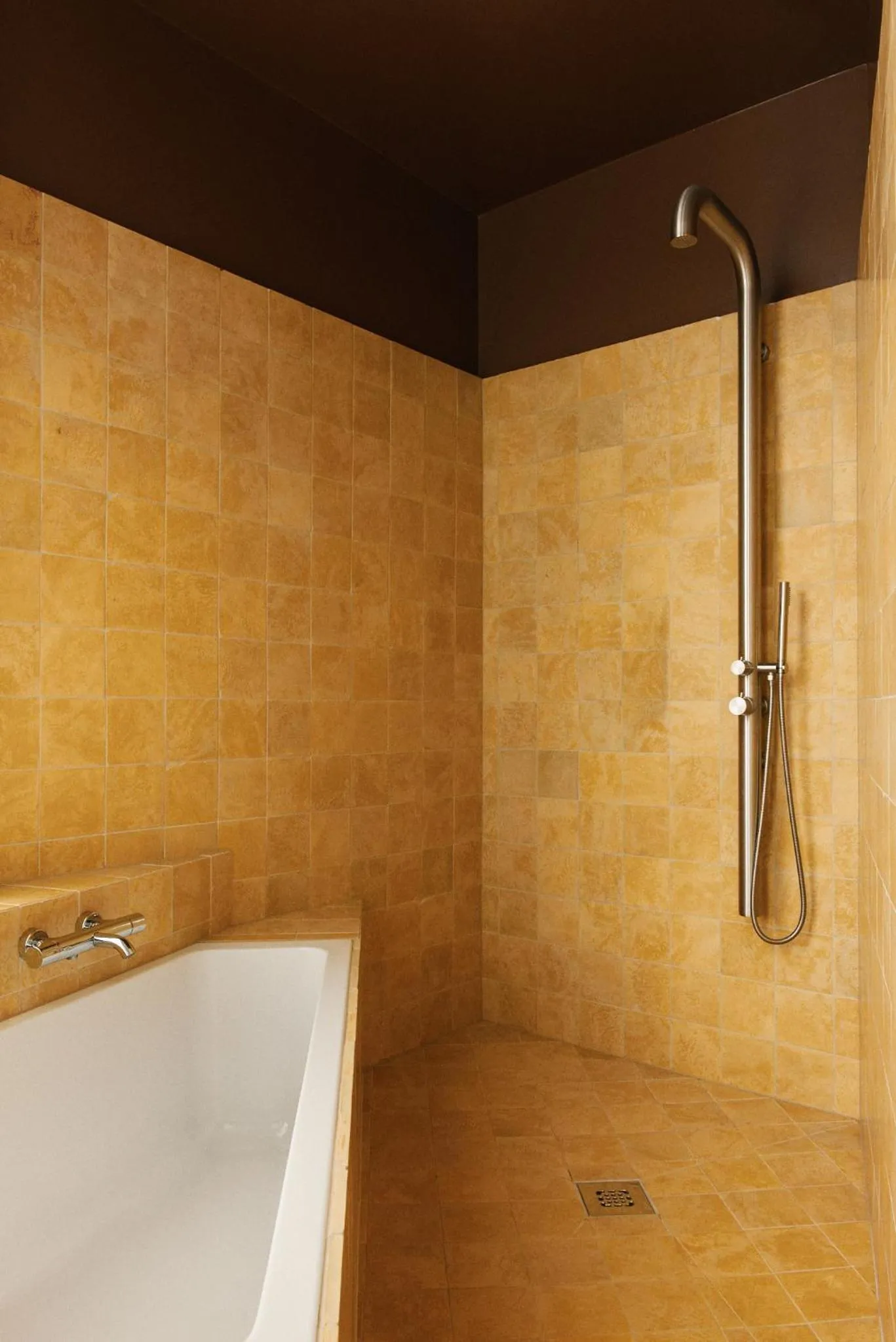 Shower in Hotel Pilar