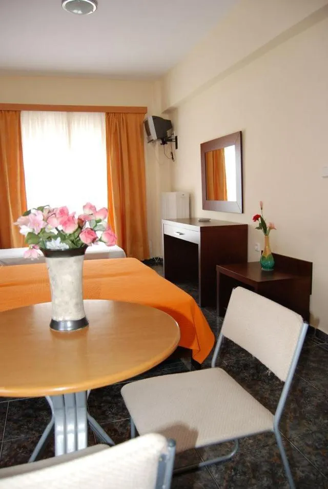 Dining area in Hotel Dias Apartment