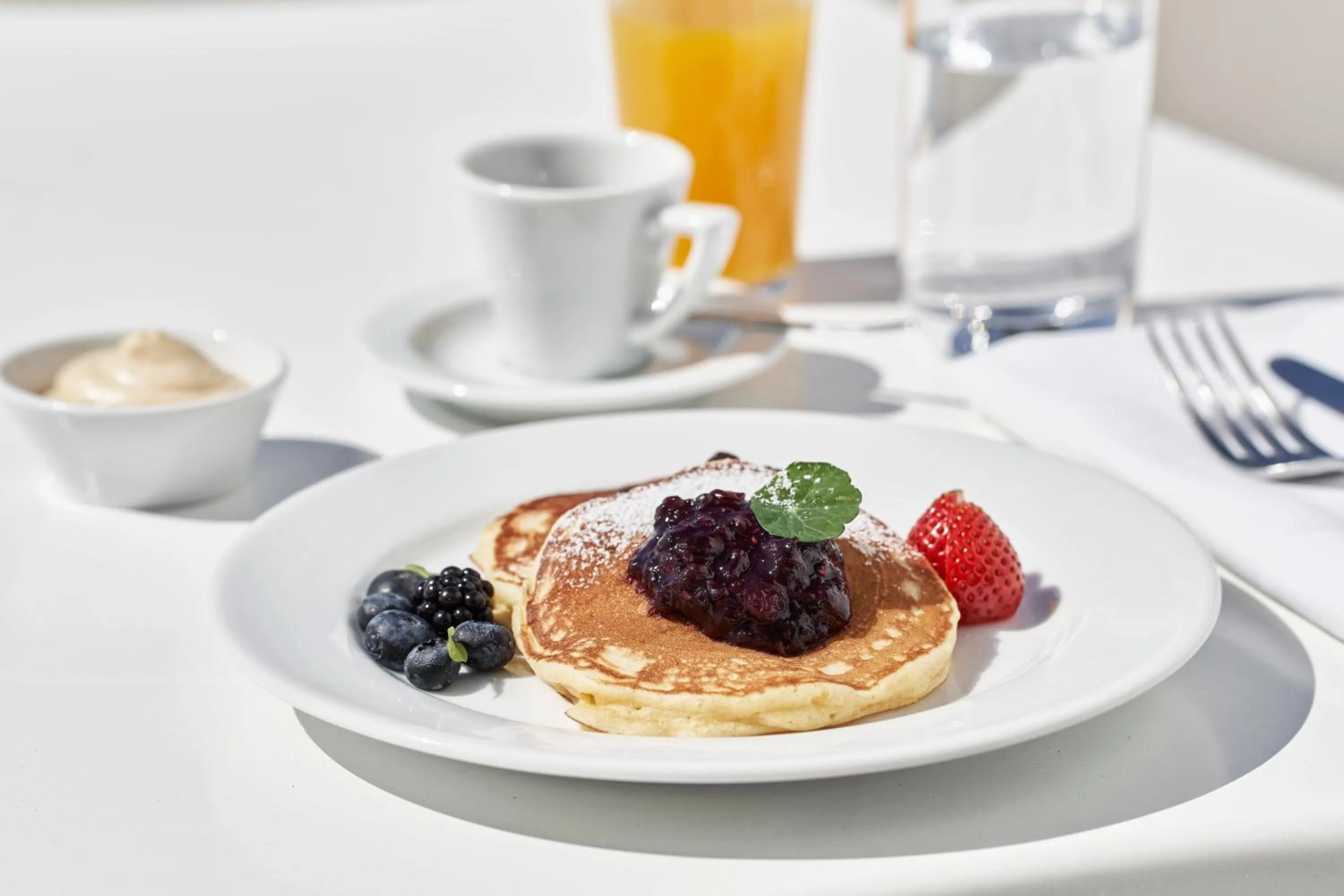 Breakfast in Astra Suites