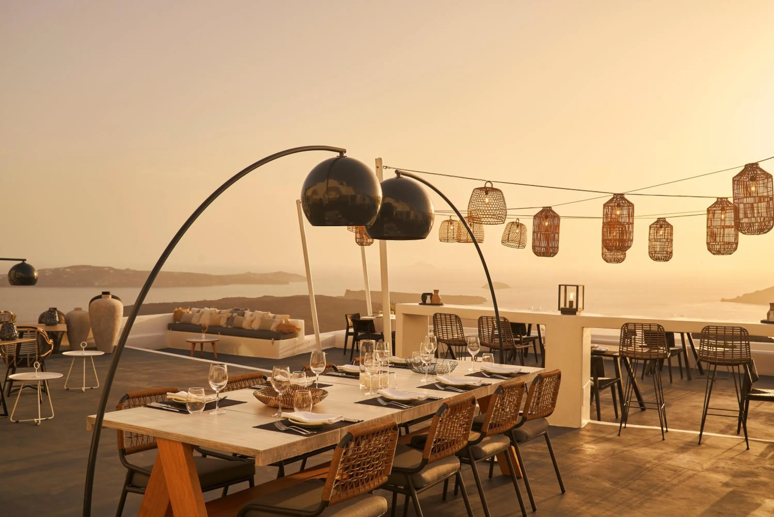 Restaurant/places to eat in Astra Suites