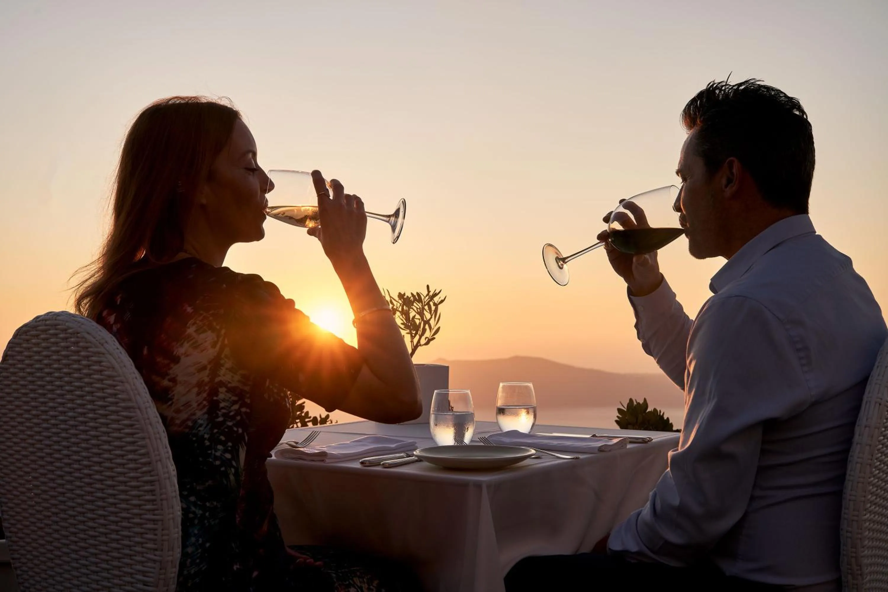 Restaurant/places to eat in Astra Suites