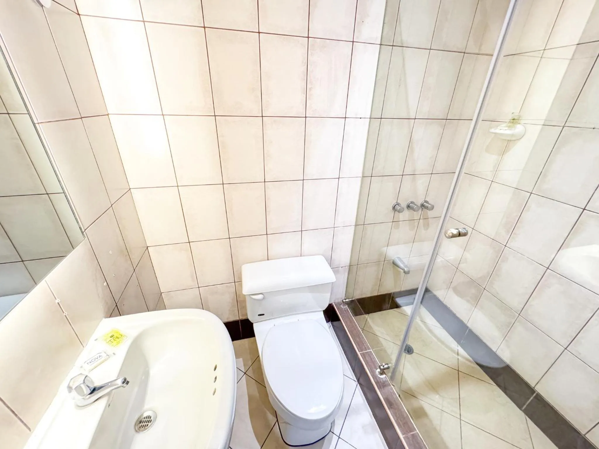 Bathroom in GH Sander Hotel