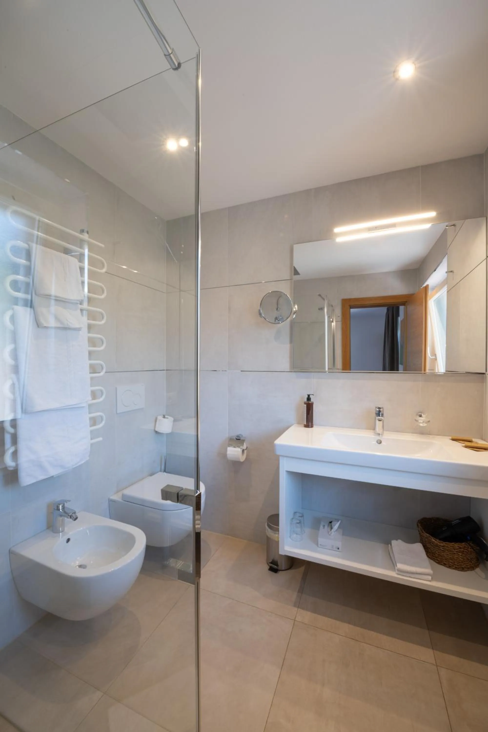 Bathroom in Charme Hotel Uridl