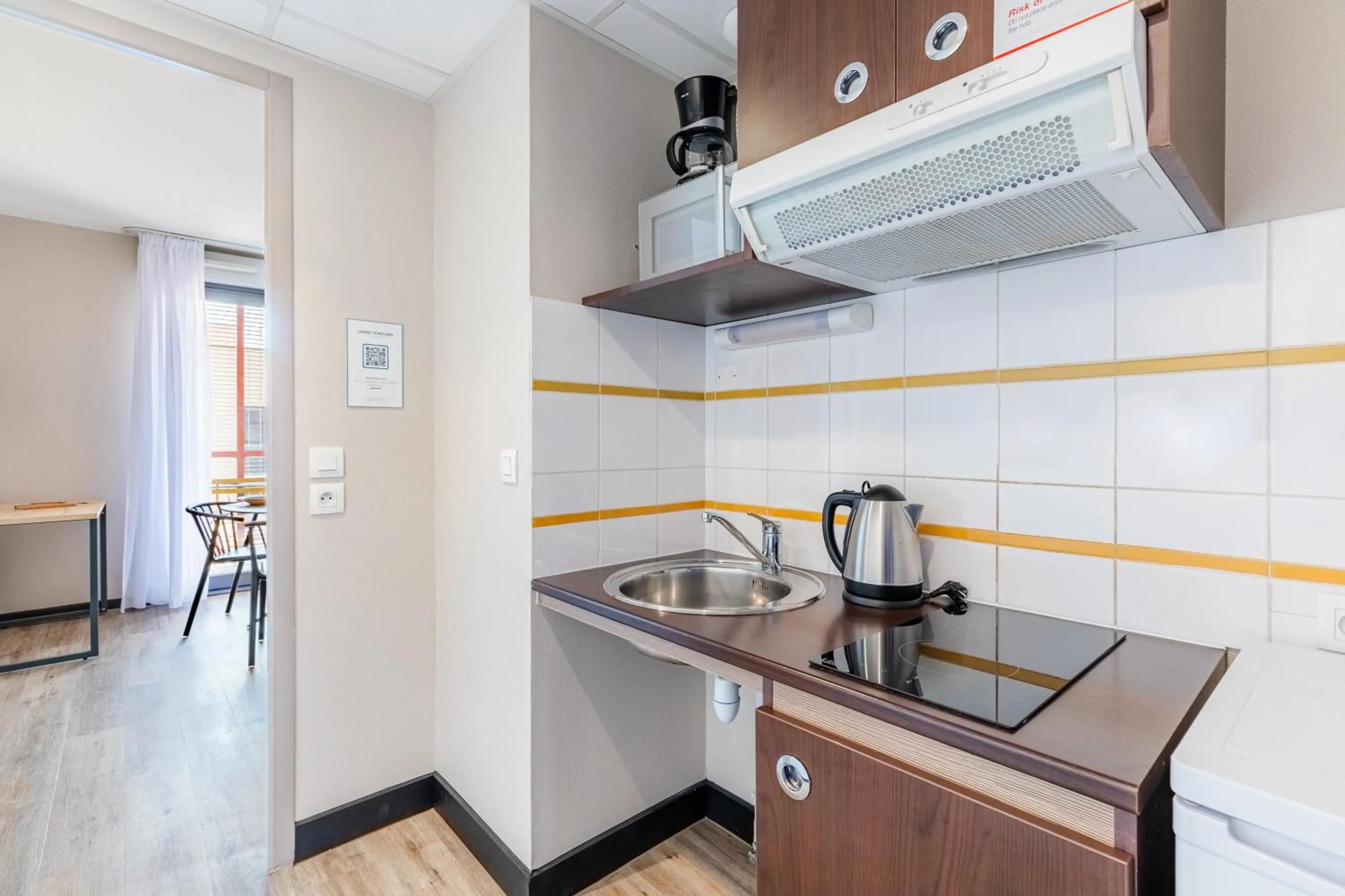 Coffee/tea facilities in Appart'City Classic Montelimar