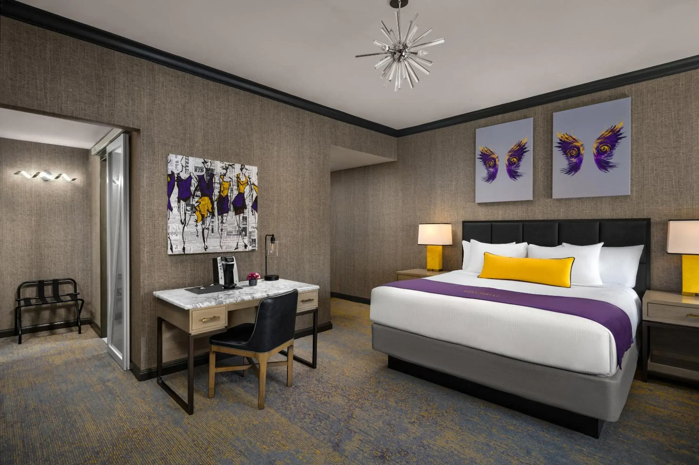 Bed in The Admiral, Downtown Historic District Bed in The Admiral, Downtown Historic District