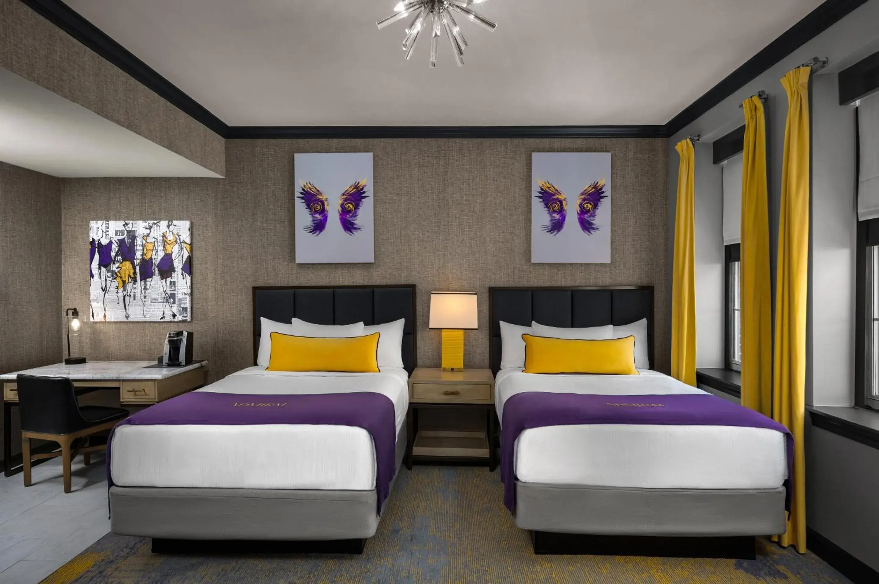 Bed in The Admiral, Downtown Historic District Bed in The Admiral, Downtown Historic District