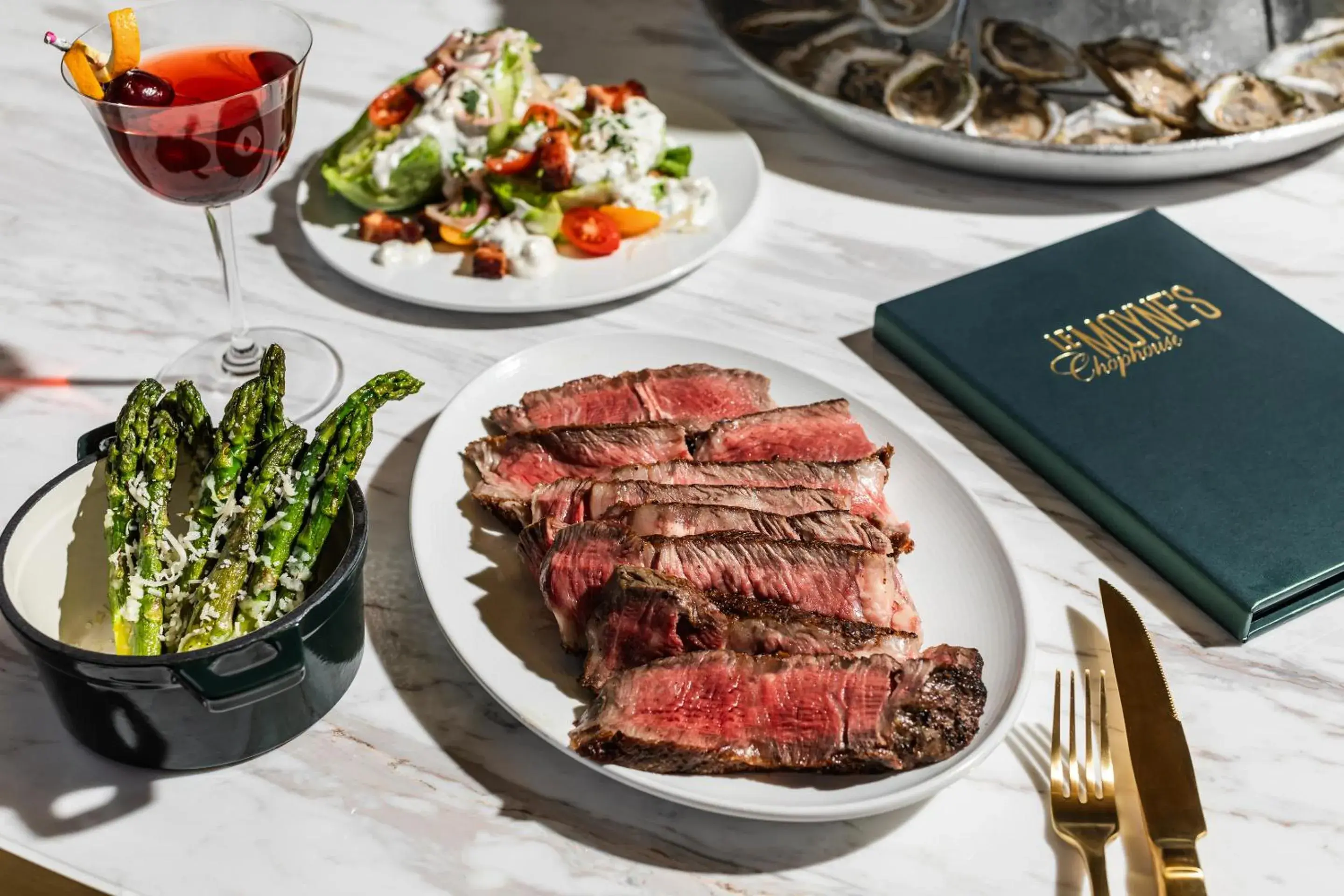 Restaurant/places to eat in The Admiral, Downtown Historic District Restaurant/places to eat in The Admiral, Downtown Historic District