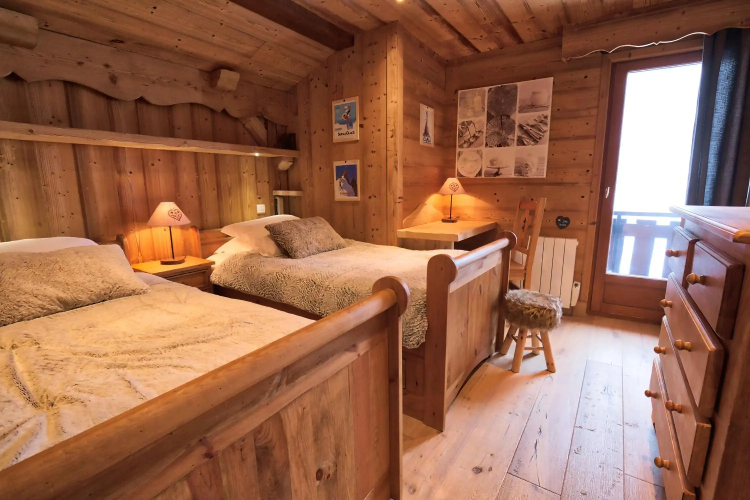 Family Room in Chalet Hôtel du Mont-Charvin & Spa Family Room in Chalet Hôtel du Mont-Charvin & Spa