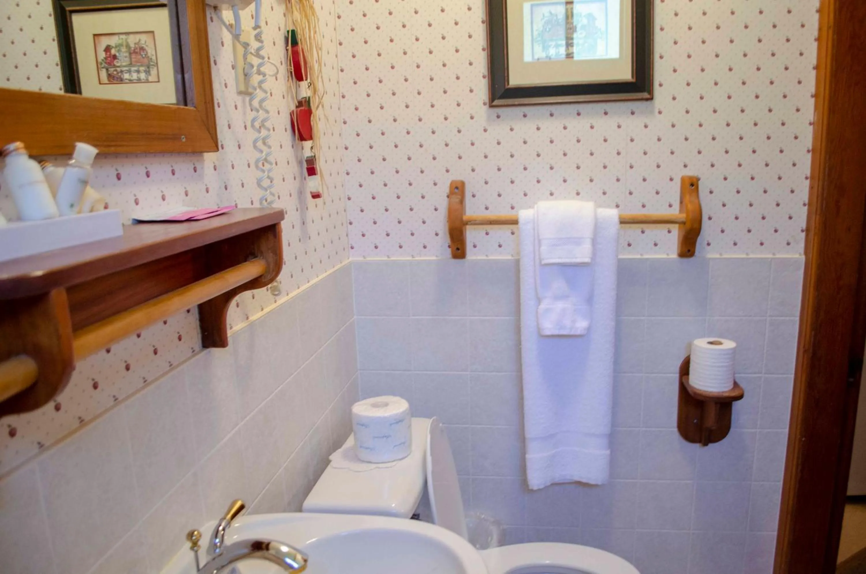 Bathroom in Crandell Mountain Lodge