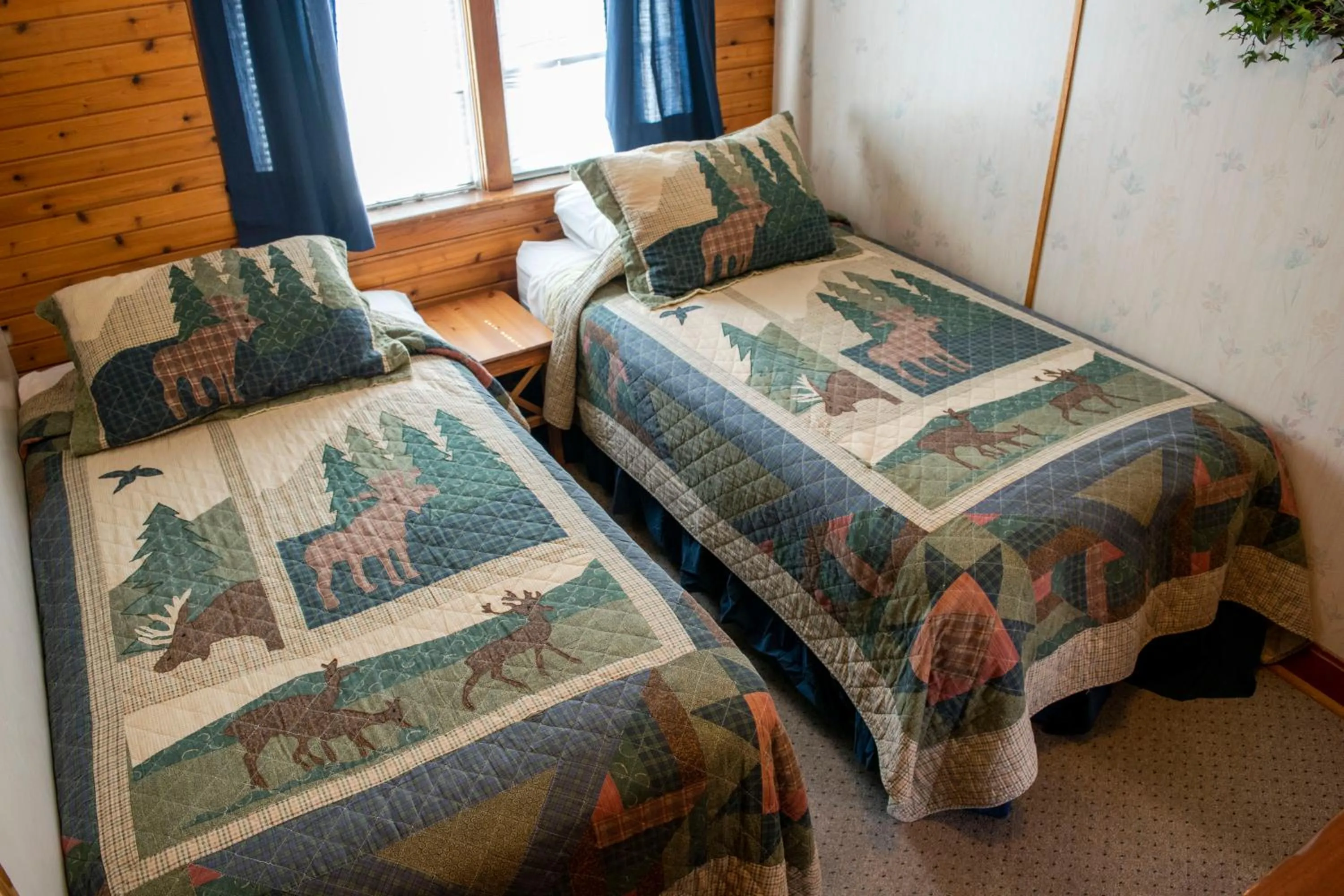 Bed in Crandell Mountain Lodge