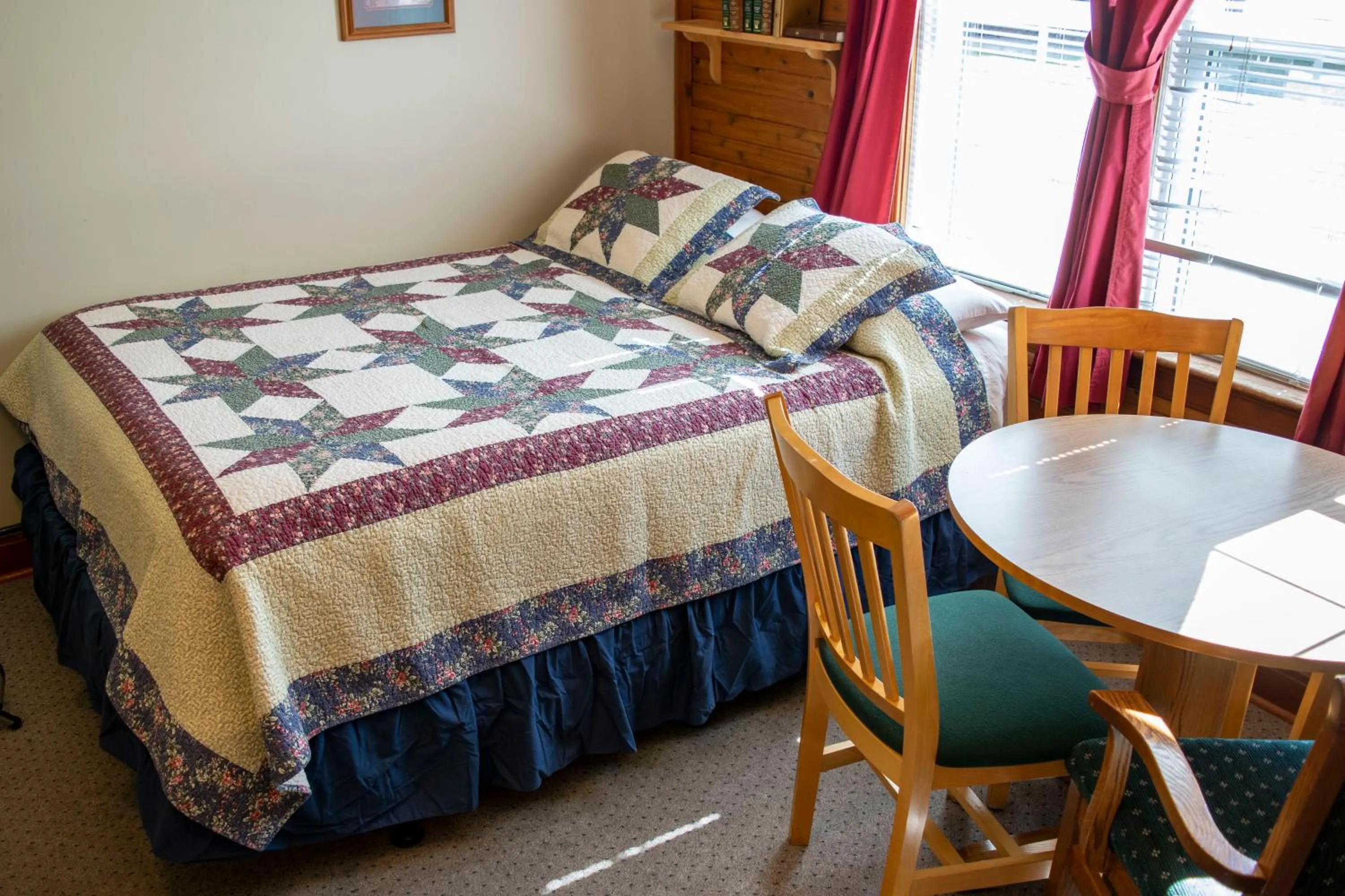 Bed in Crandell Mountain Lodge