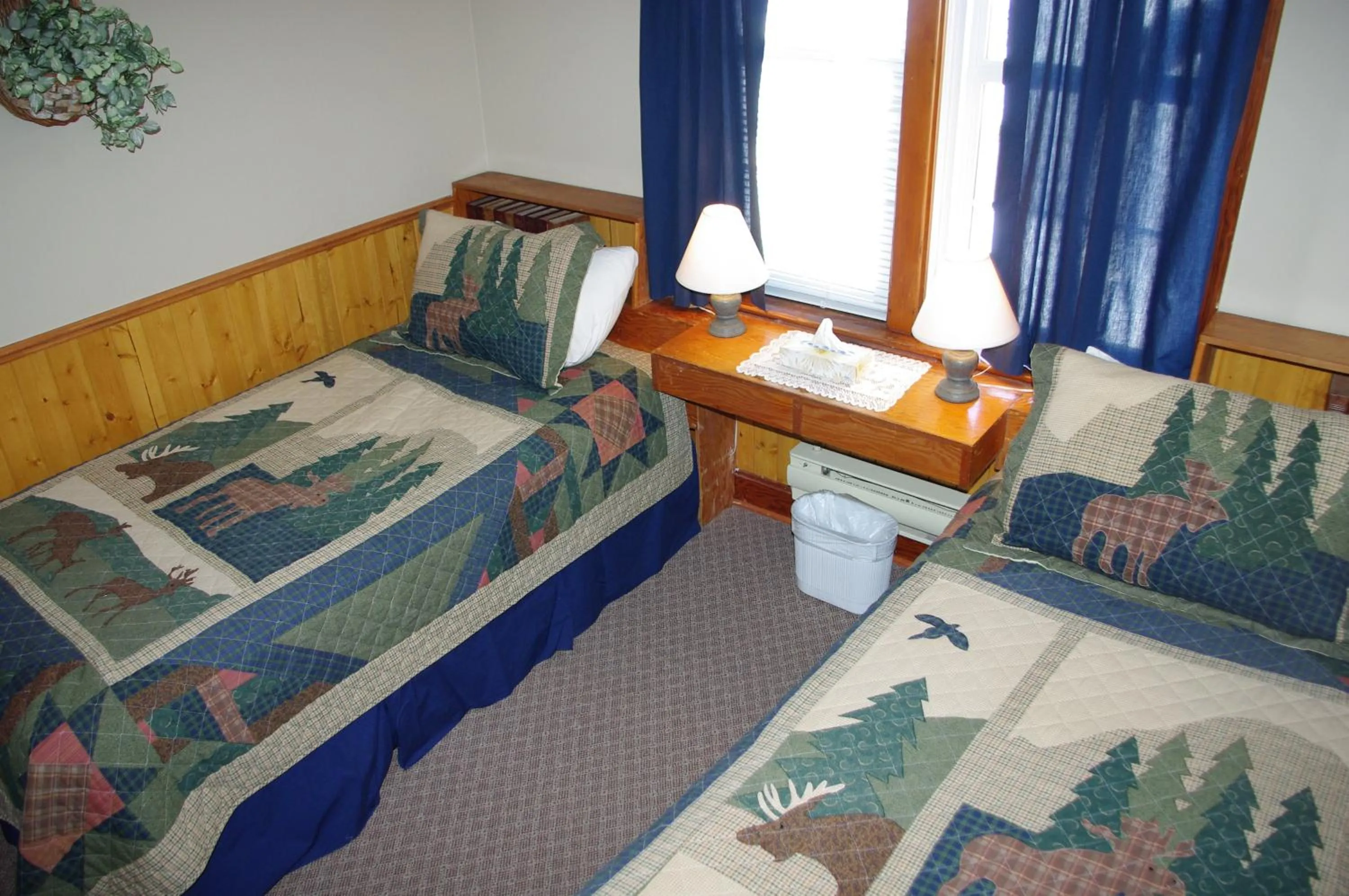 Bed in Crandell Mountain Lodge