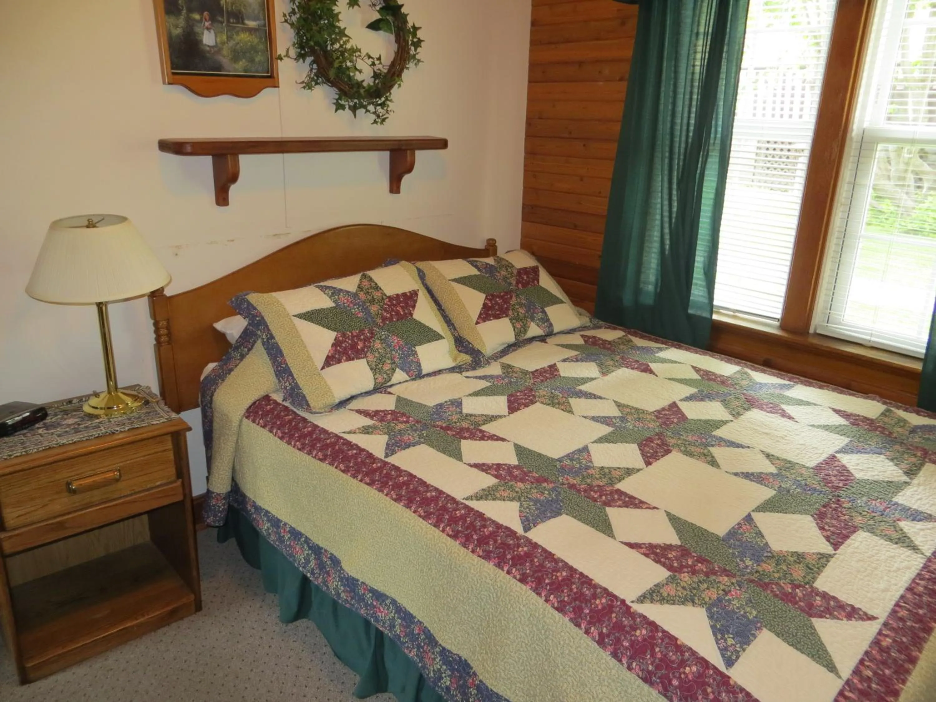 Bed in Crandell Mountain Lodge