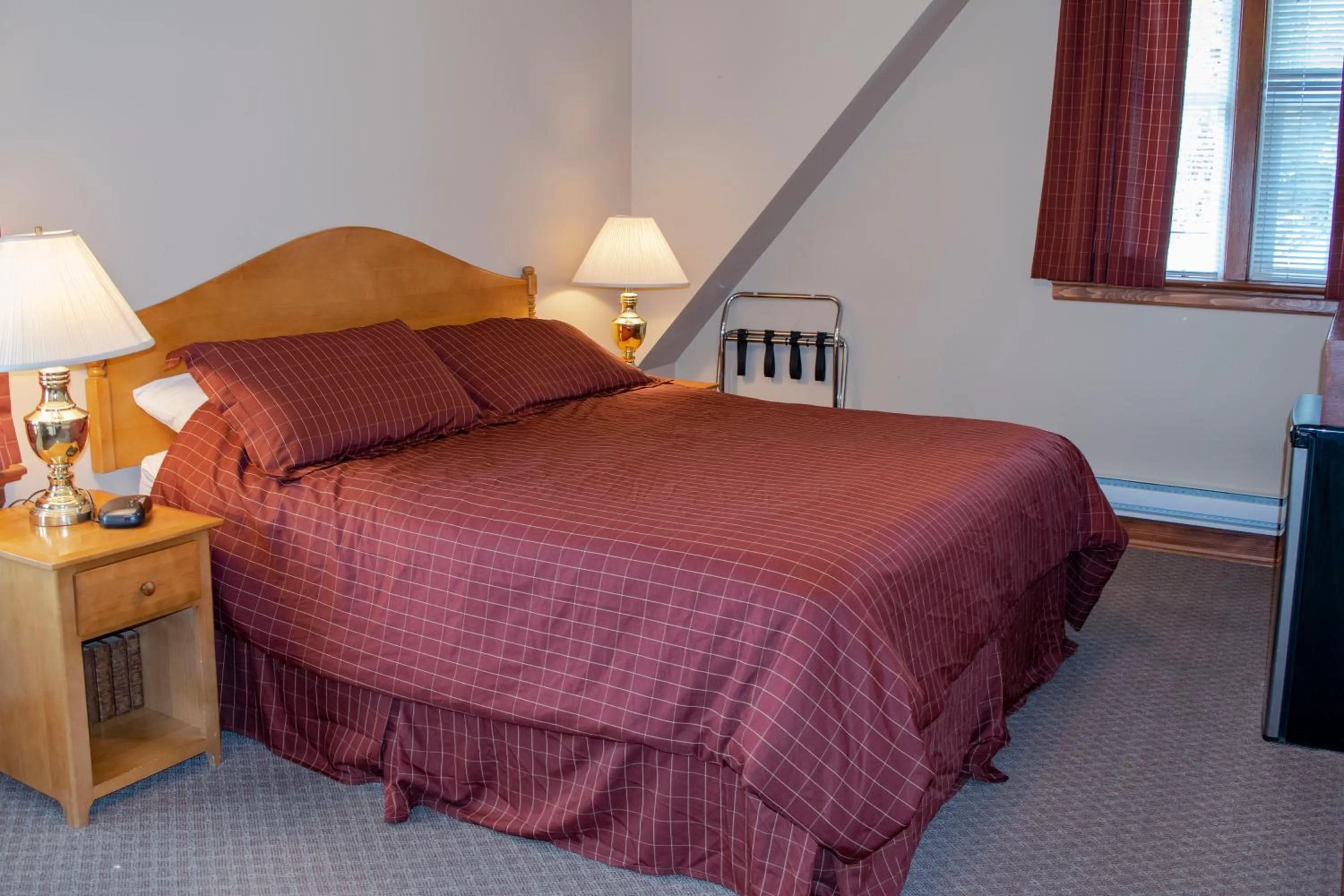 Bed in Crandell Mountain Lodge