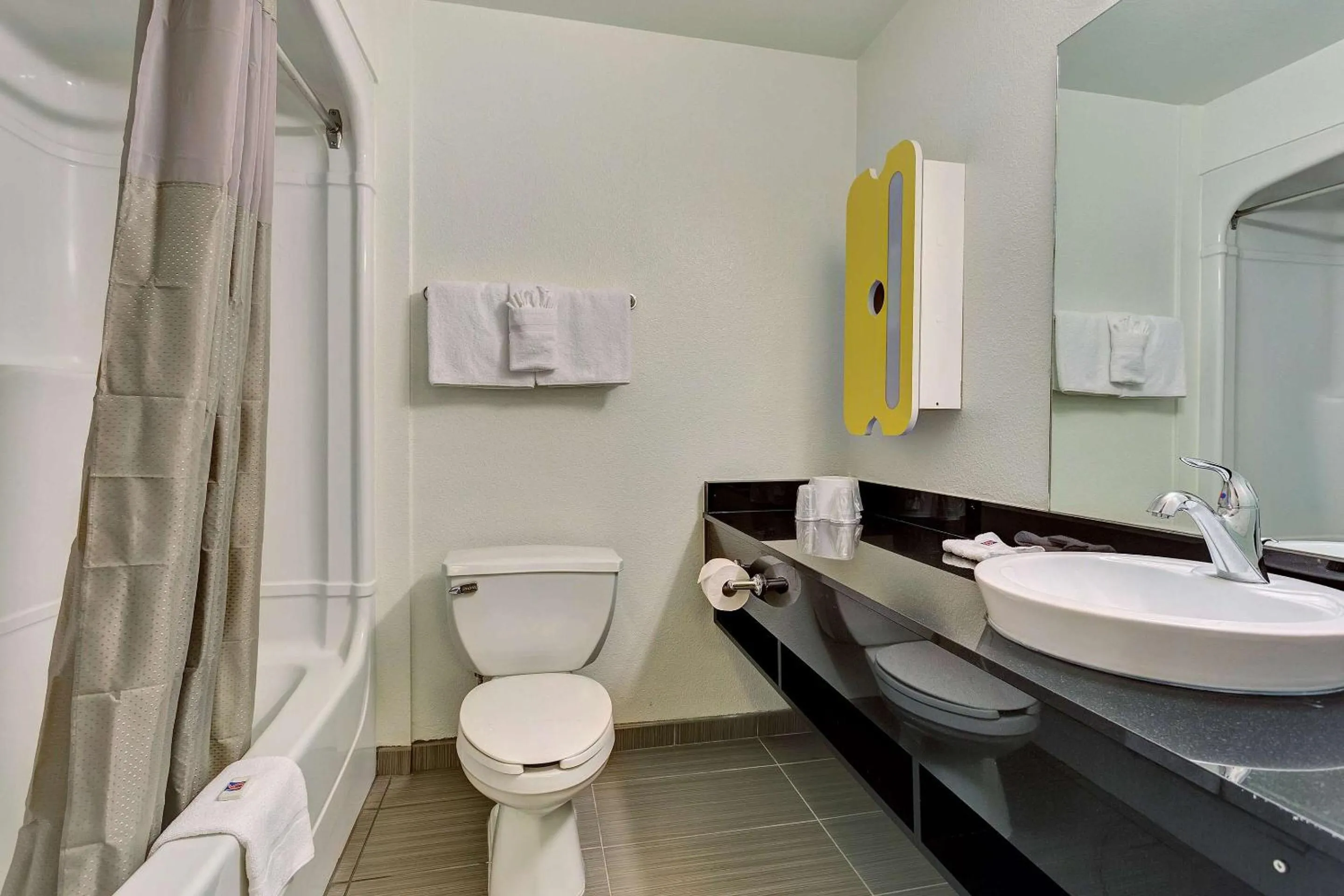 Bathroom in Motel 6-Belmont, CA - San Francisco - Redwood City