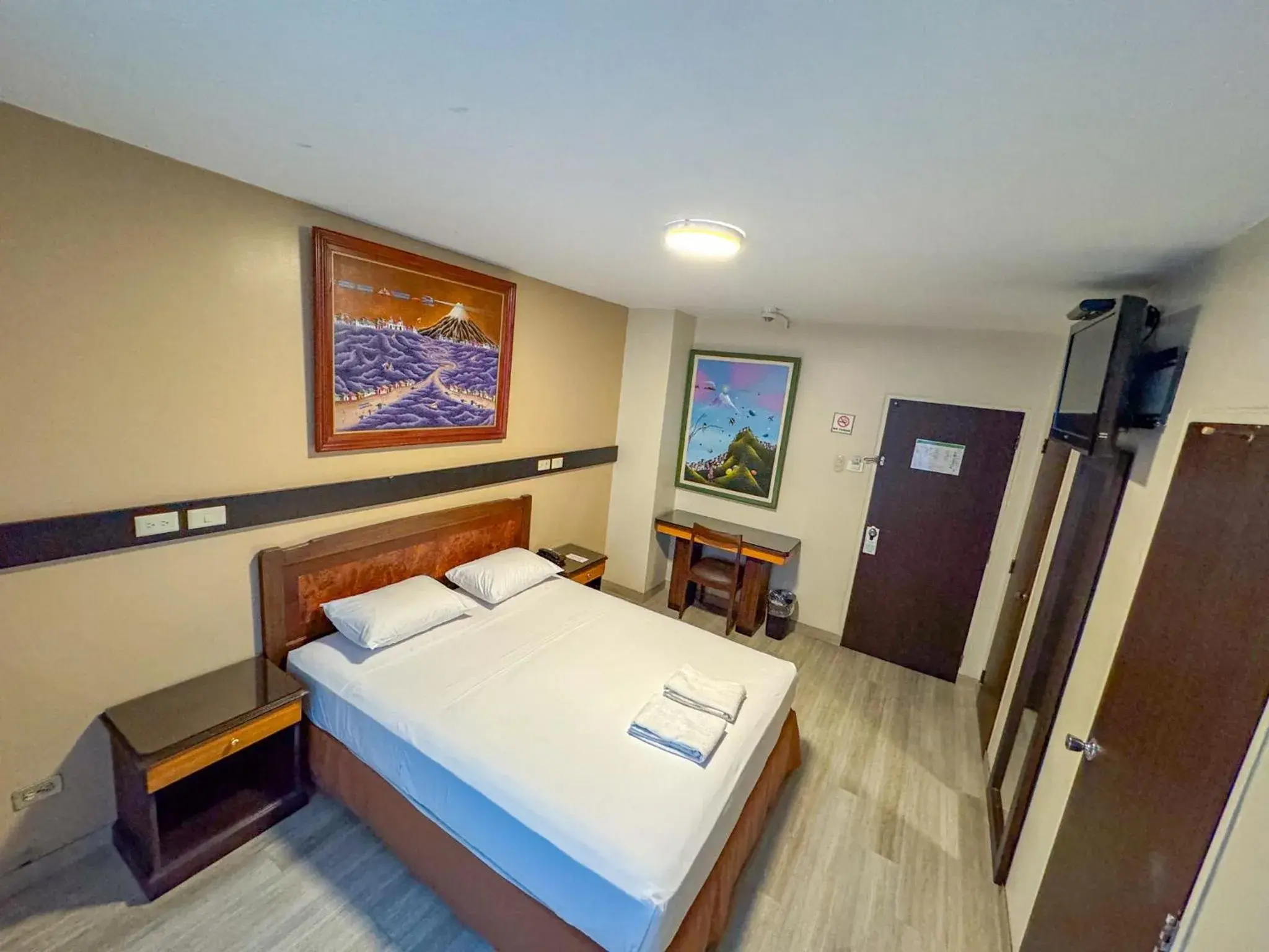 Bedroom, Bed in GH Alexander Hotel Bedroom, Bed in GH Alexander Hotel