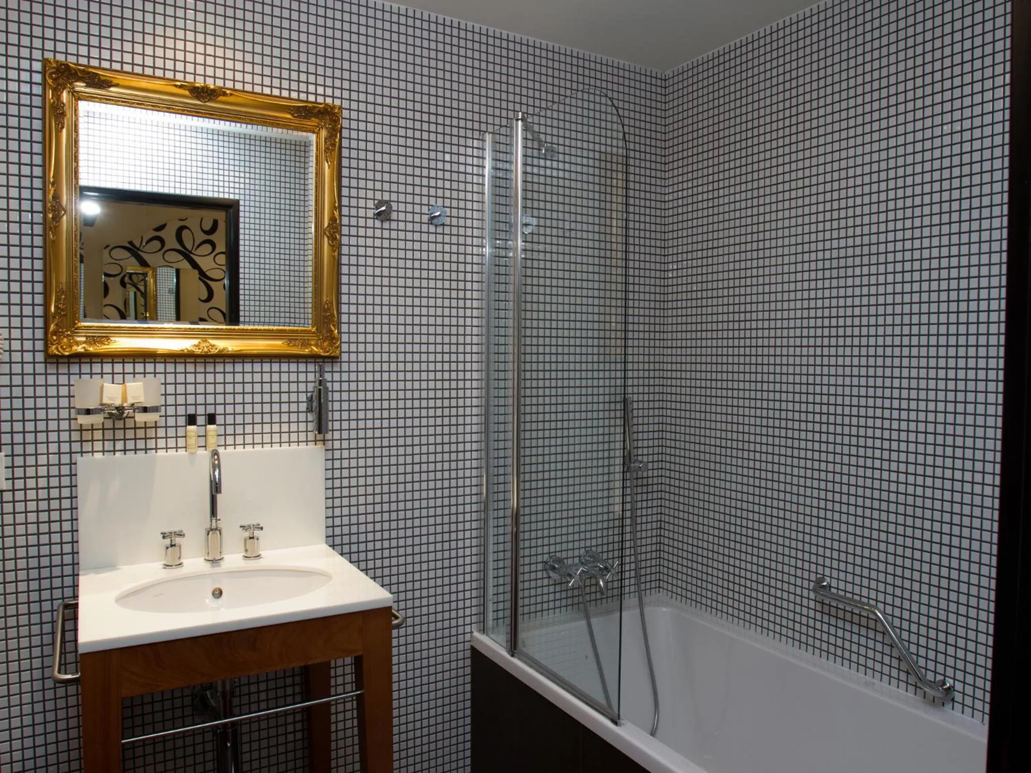 Bathroom in EA Hotel Tereziánský dvůr