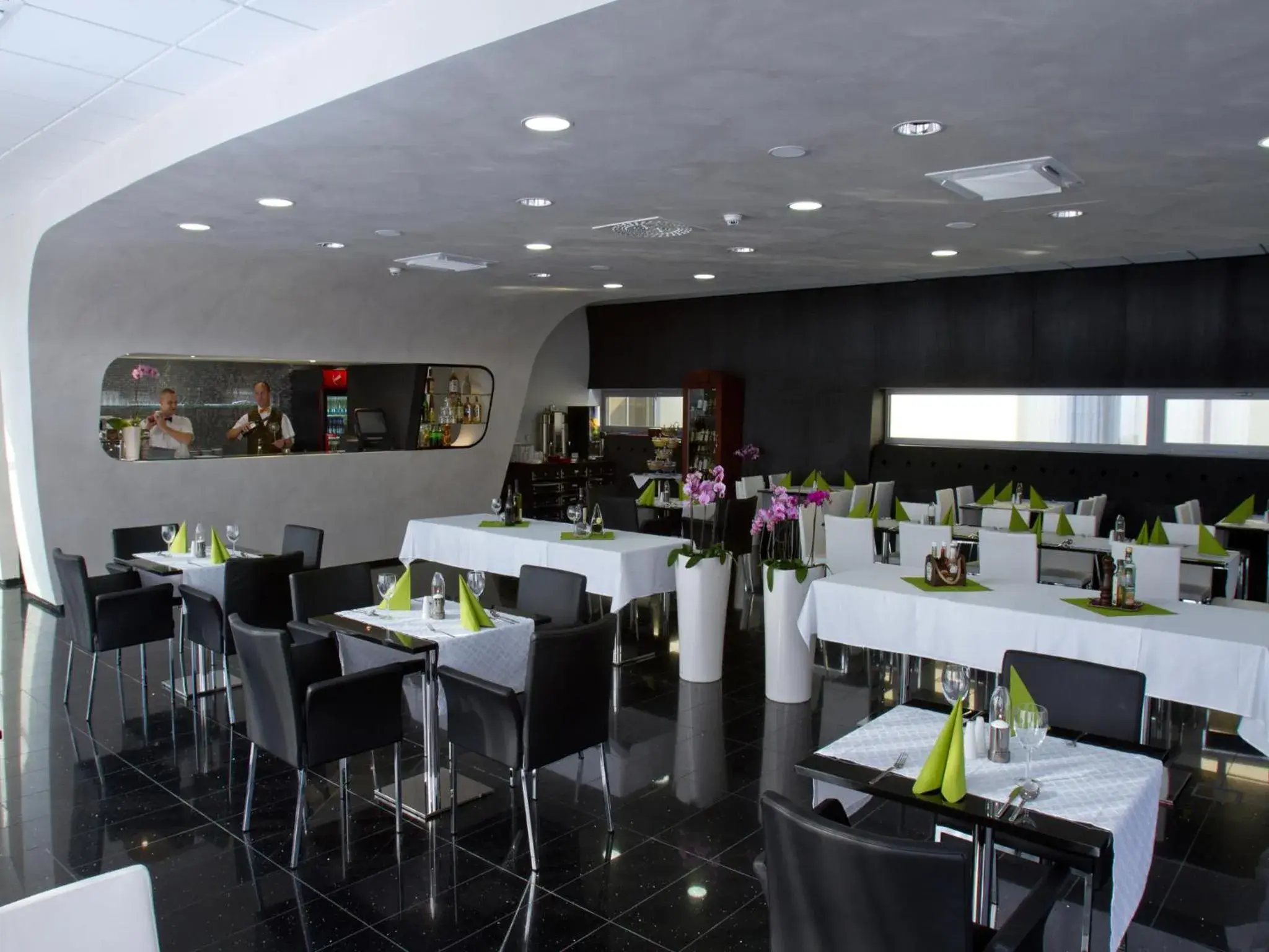 Restaurant/places to eat in EA Hotel Tereziánský dvůr Restaurant/places to eat in EA Hotel Tereziánský dvůr