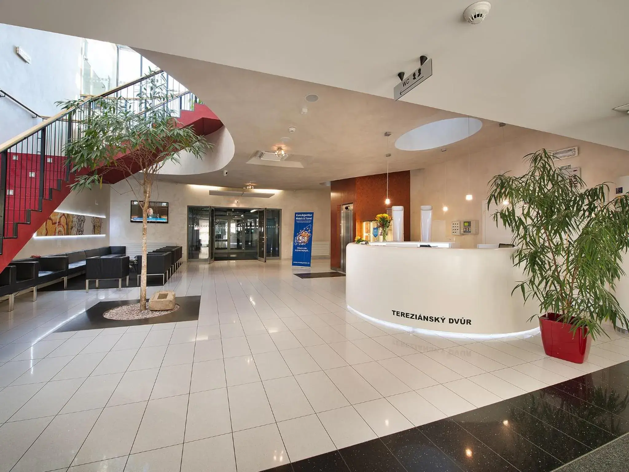 Lobby or reception in EA Hotel Tereziánský dvůr Lobby or reception in EA Hotel Tereziánský dvůr