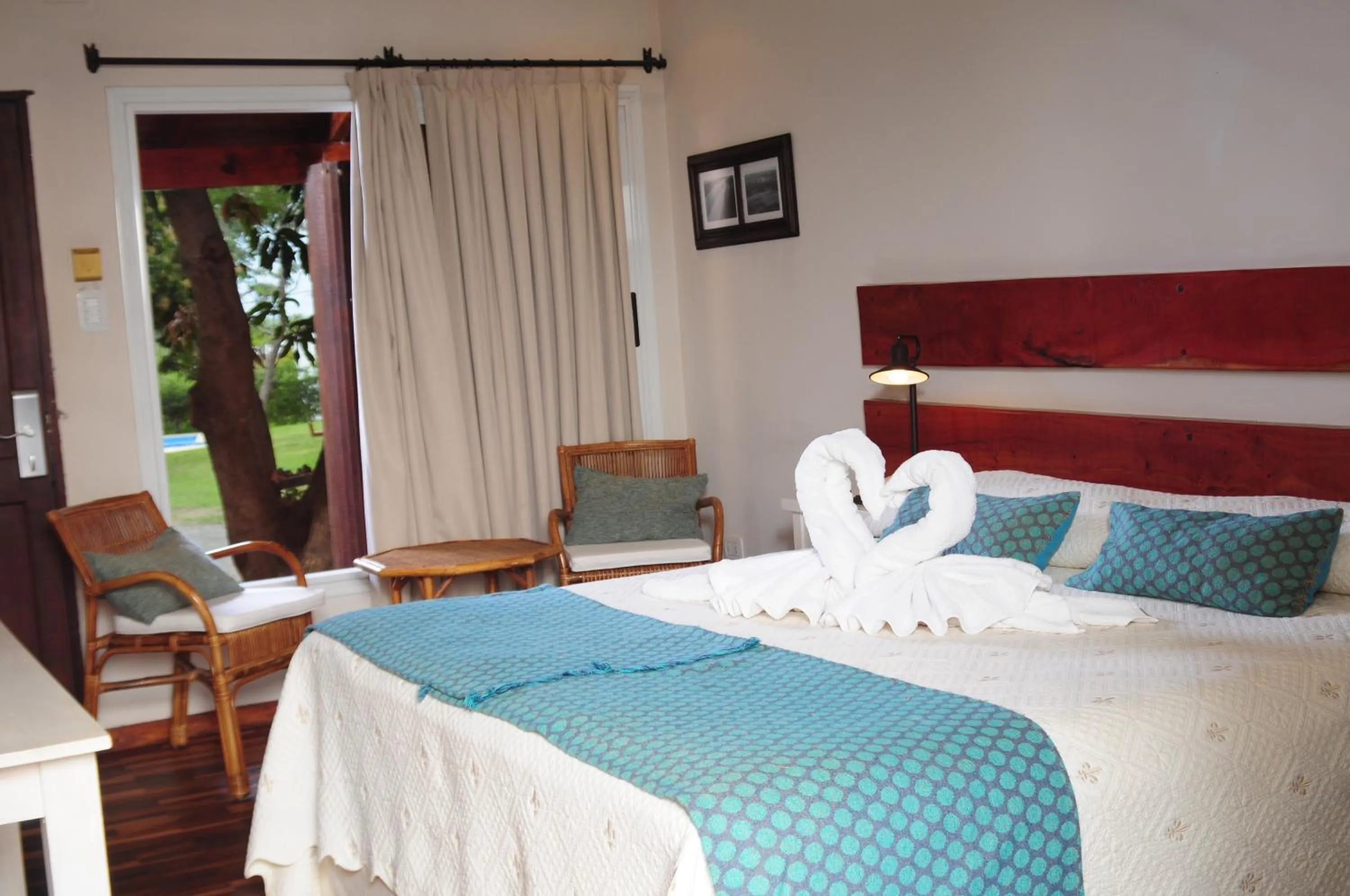 Bedroom, Bed in Río Arriba Suites & Apartments & Restó