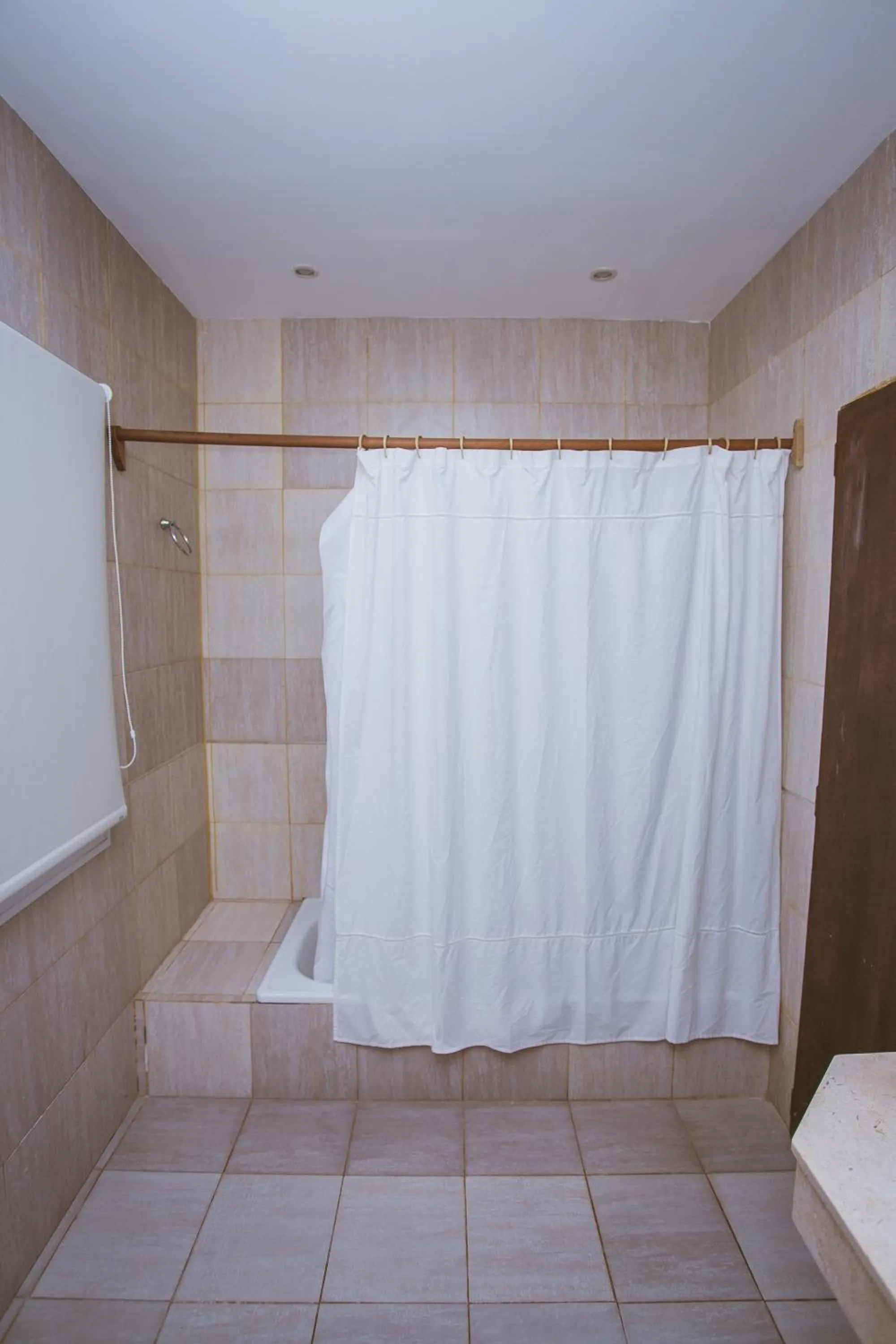 Río Arriba Suites & Apartments & Restó