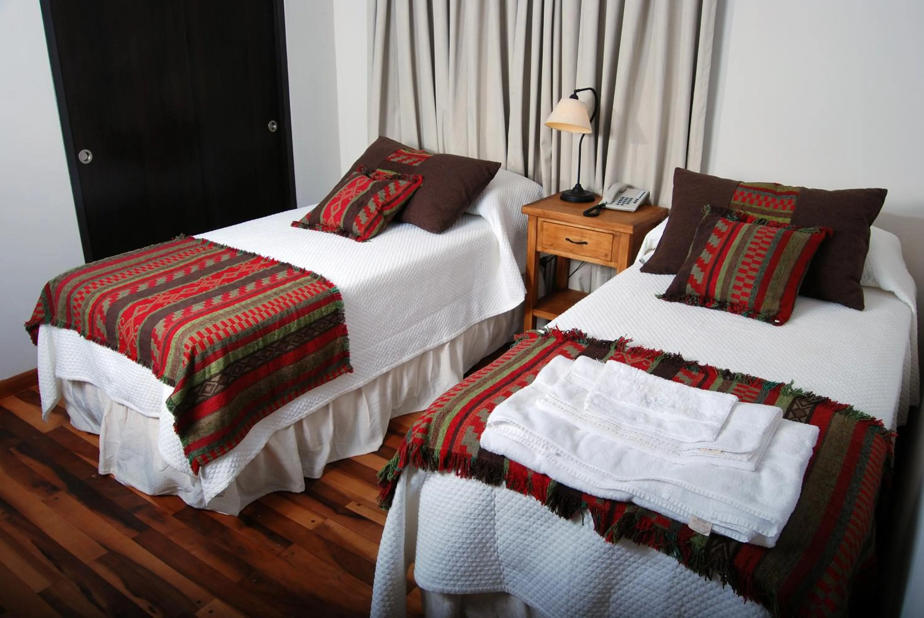 Photo of the whole room, Bed in Río Arriba Suites & Apartments & Restó