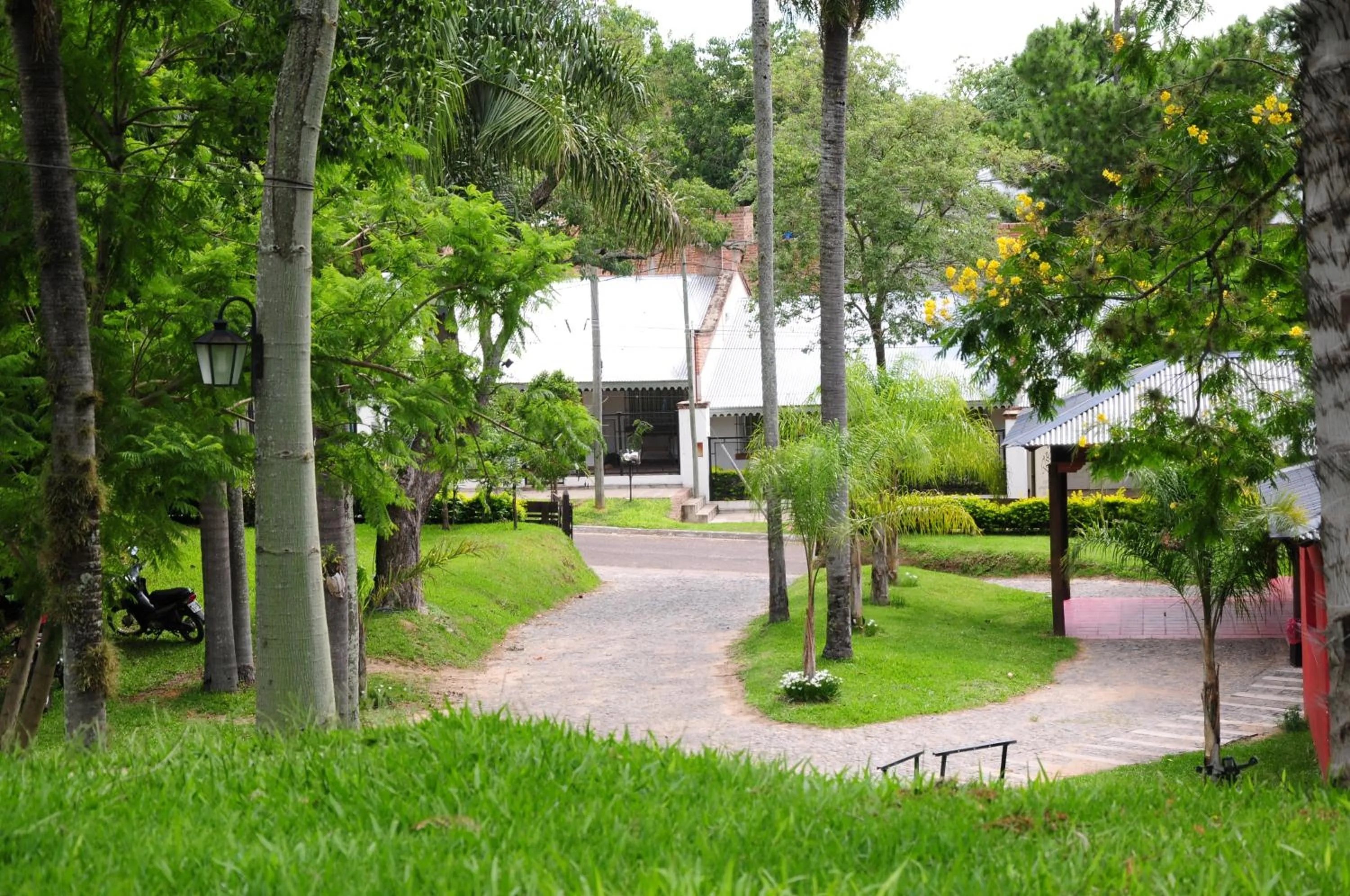 Garden in Río Arriba Suites & Apartments & Restó