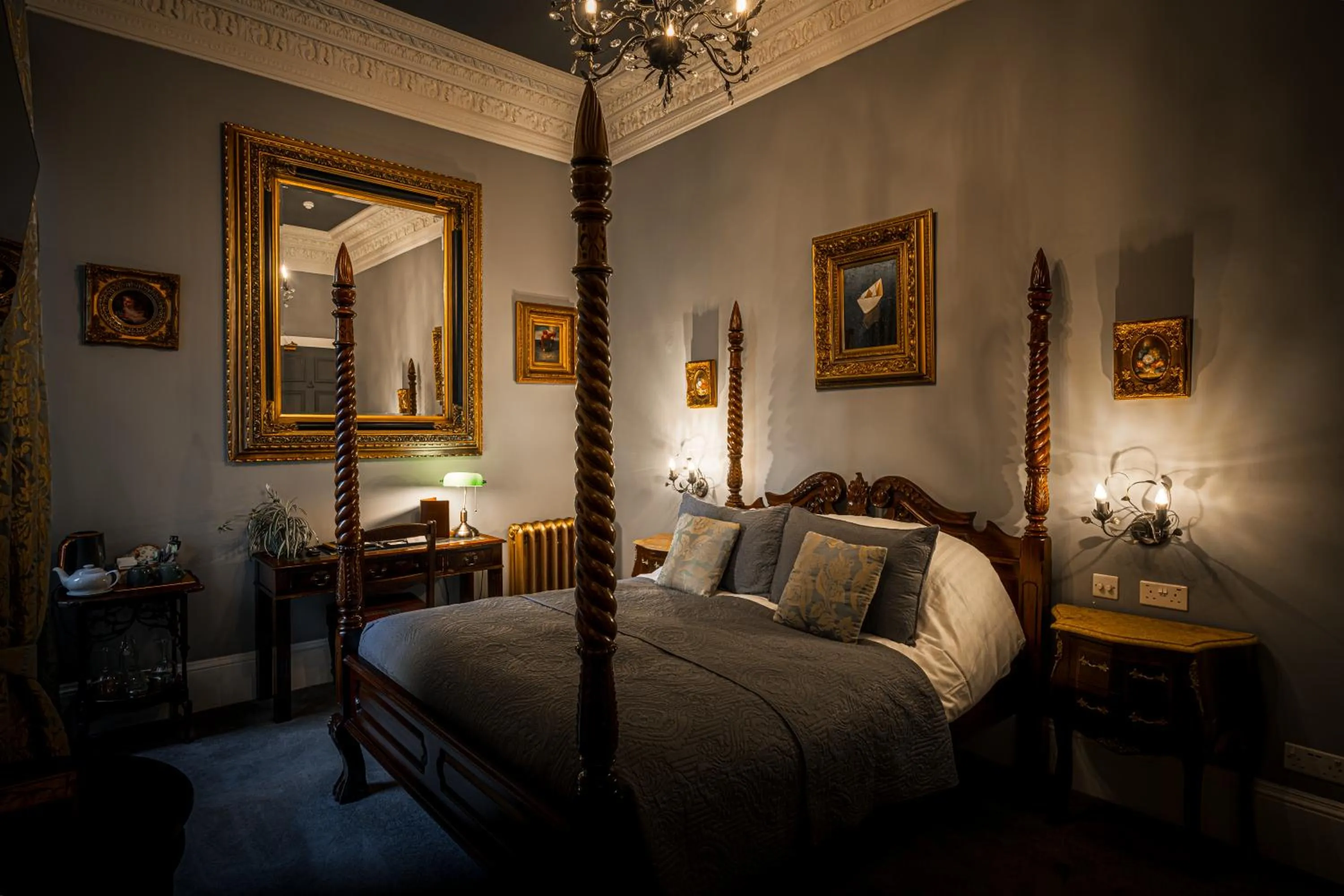Bedroom, Bed in The Alamo Guest House