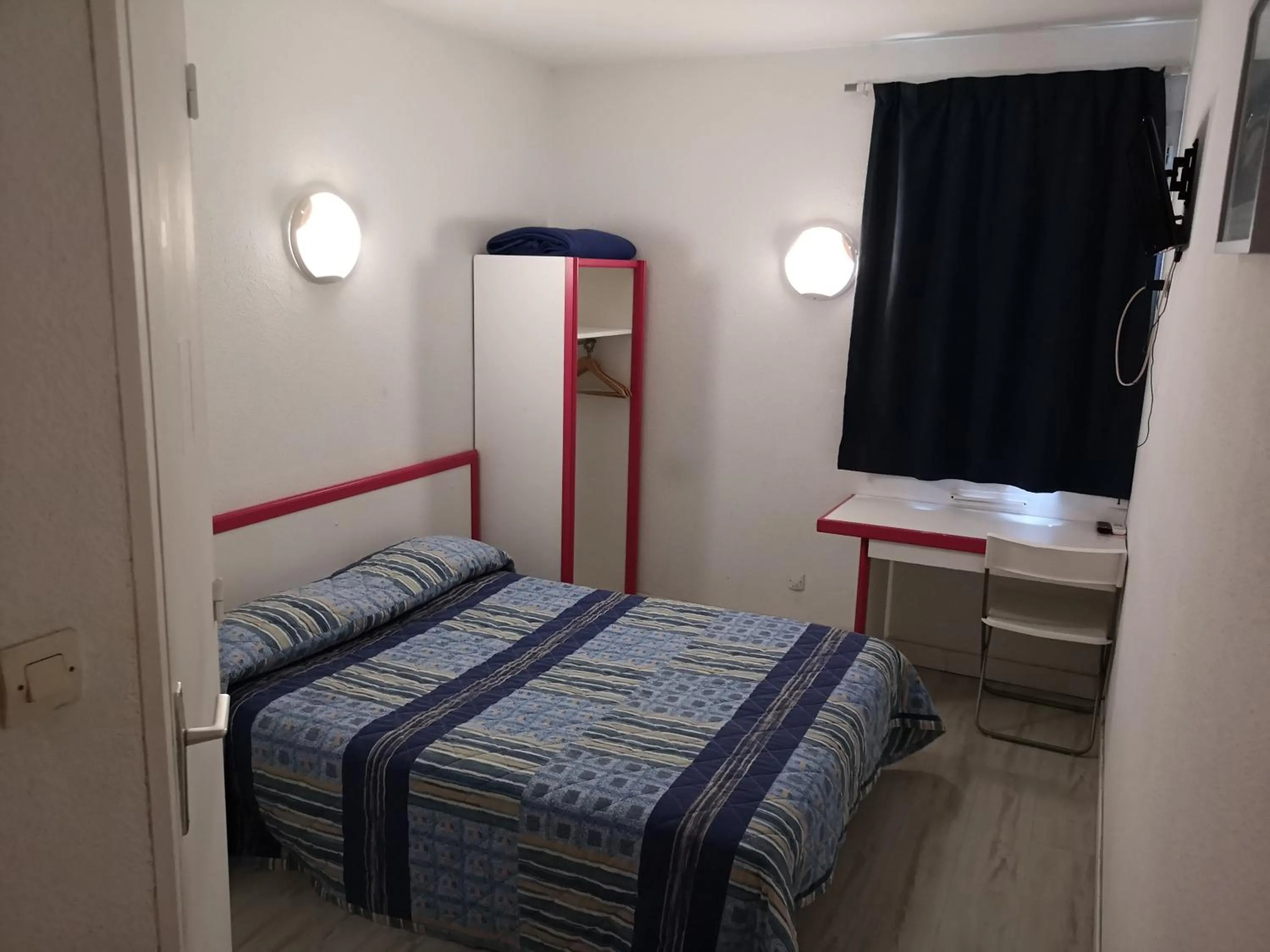 Bed in Hôtel Triotel