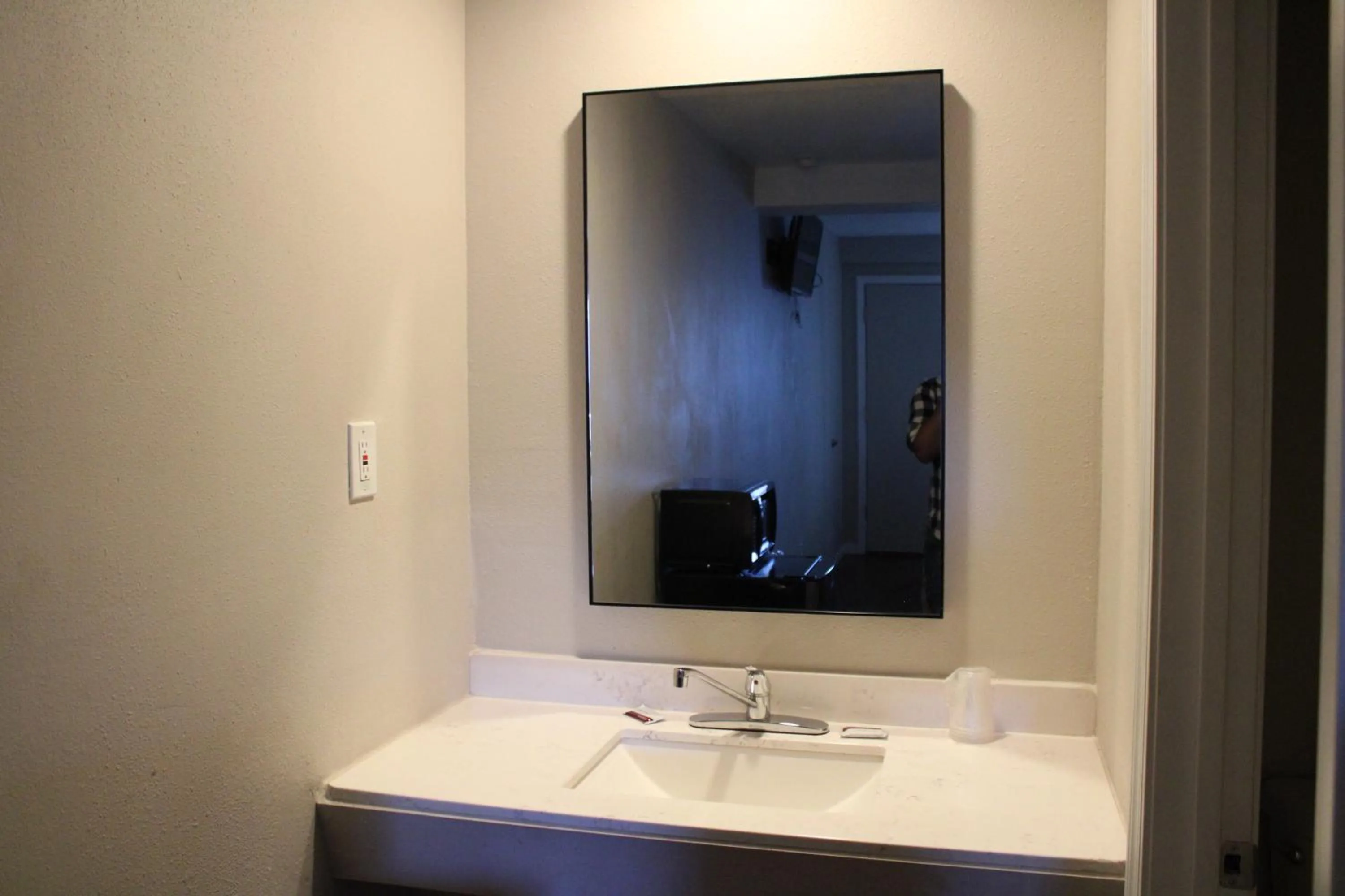 Bathroom in Flagstaff Motel