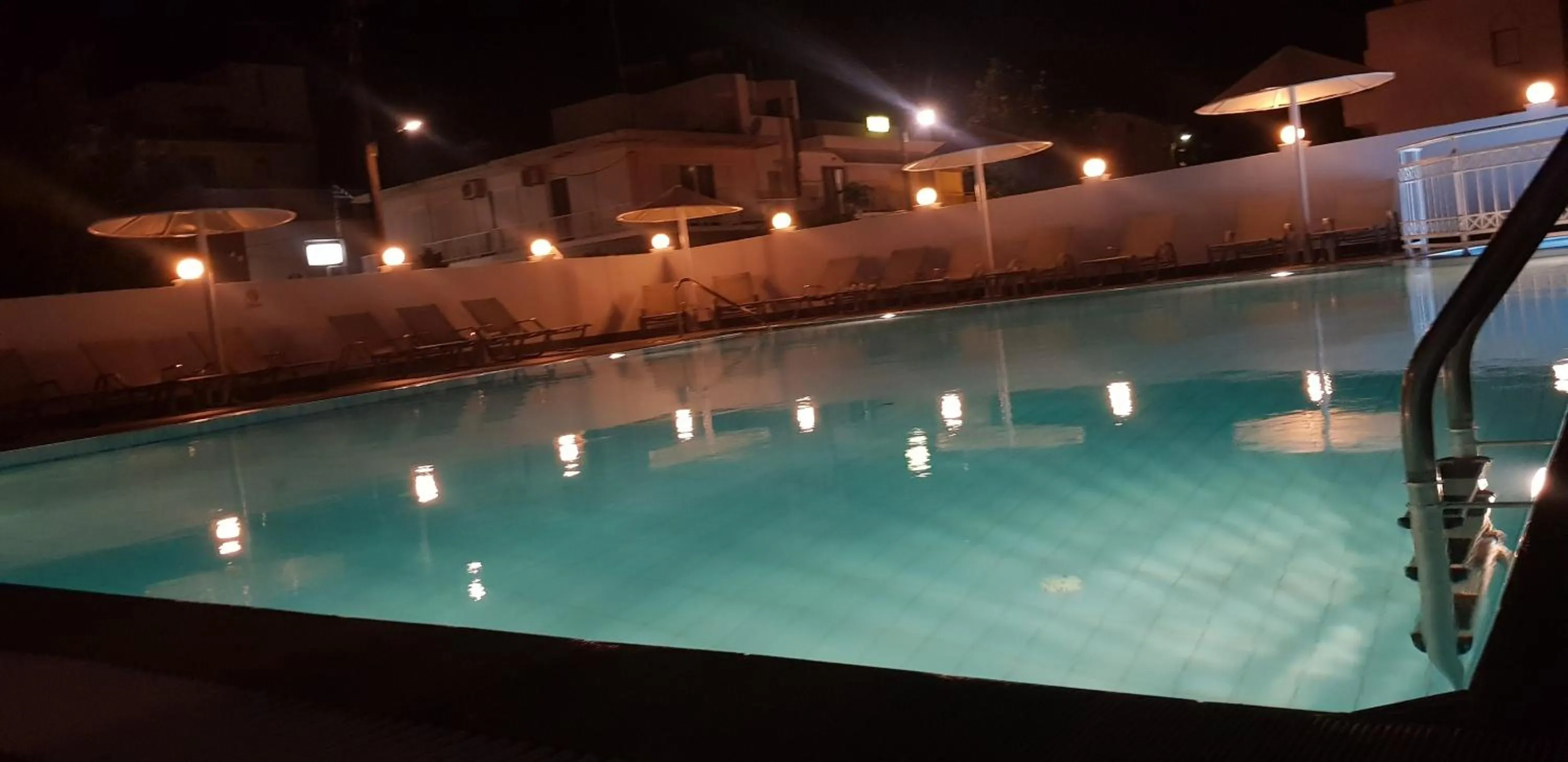 Swimming pool in Zouboulia Apartments