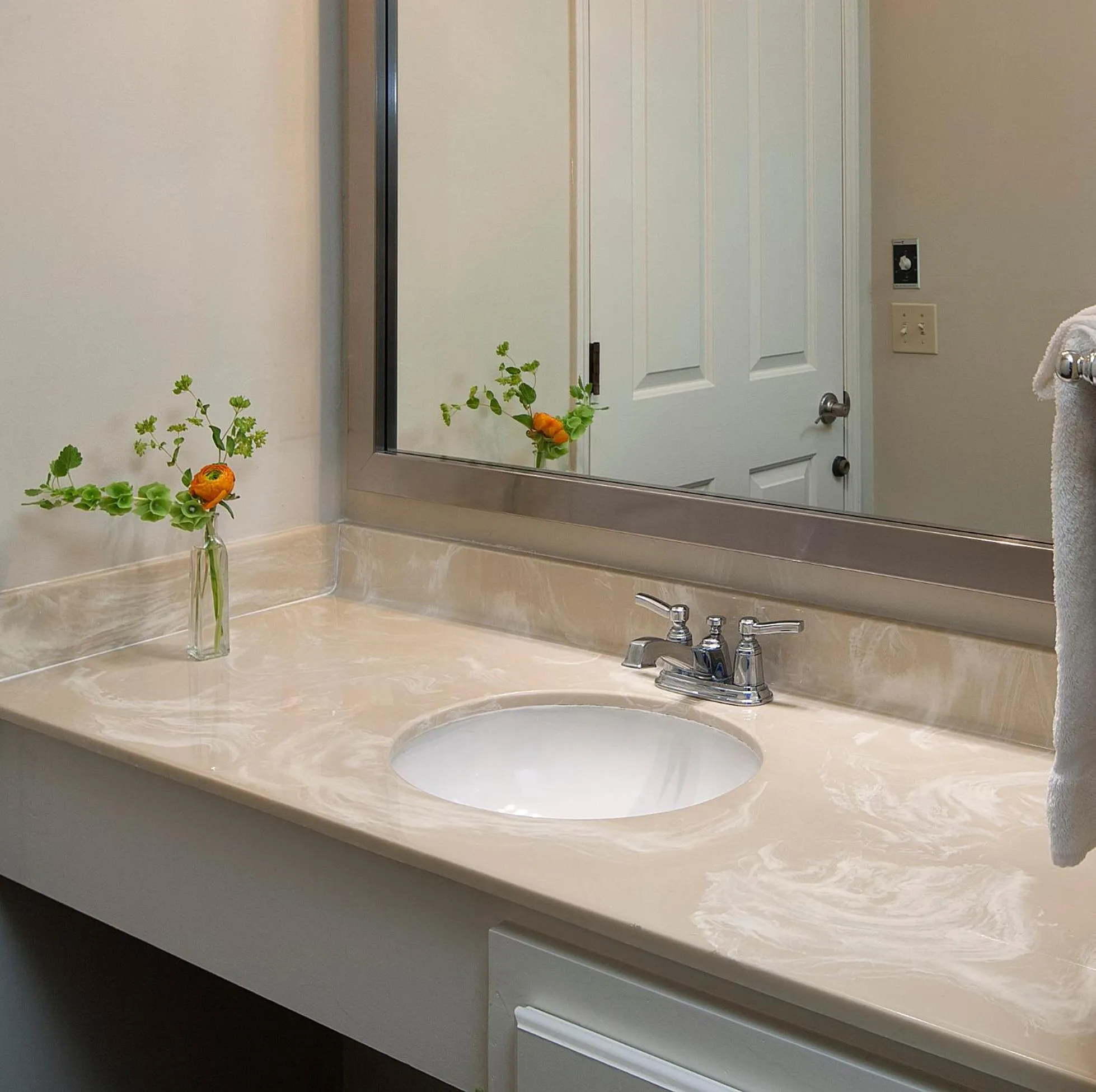 Bathroom in Cambria Landing Inn and Suites