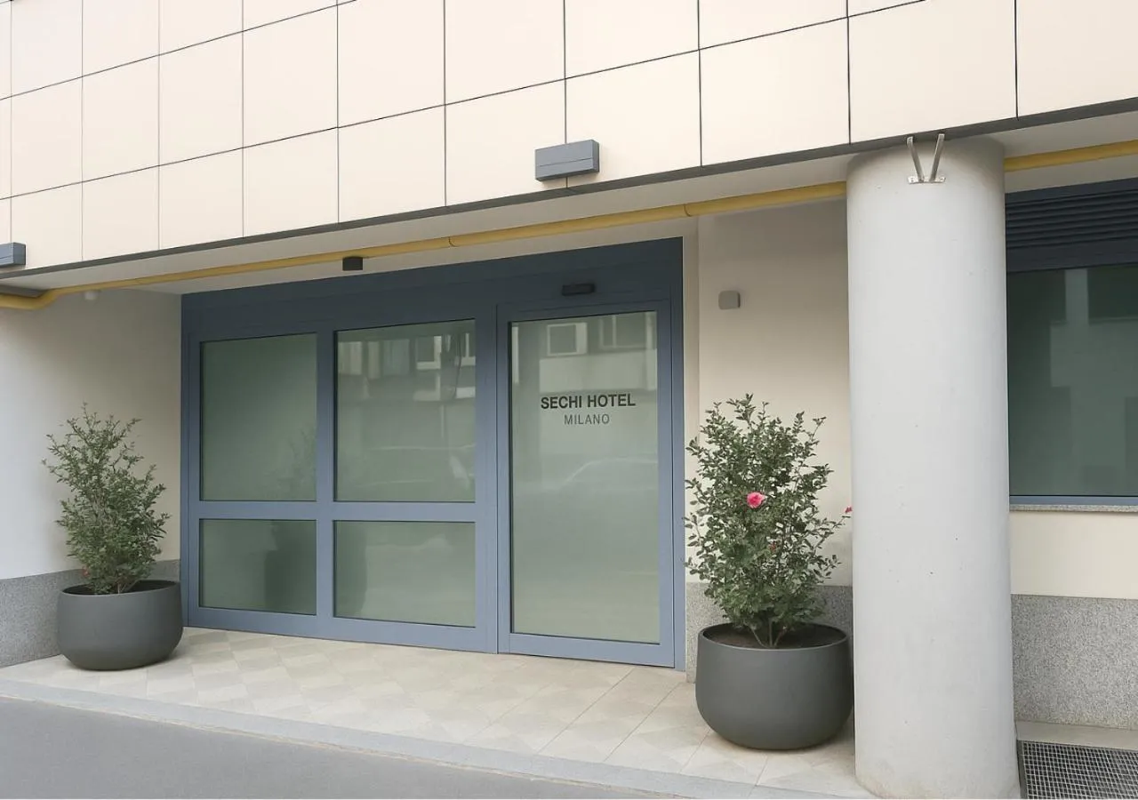Sechi Hotel Milano with parking