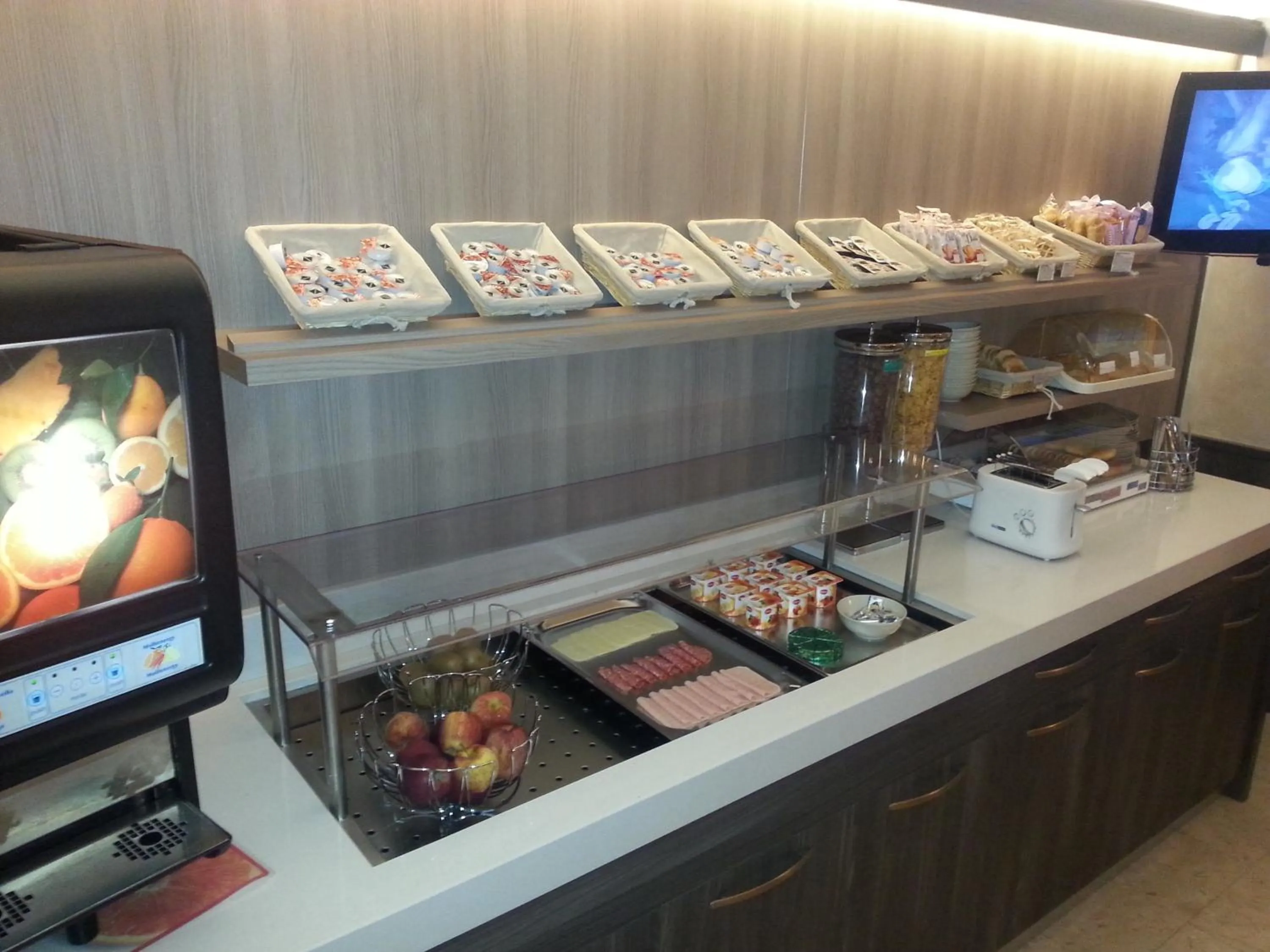 Food in Hotel Garden