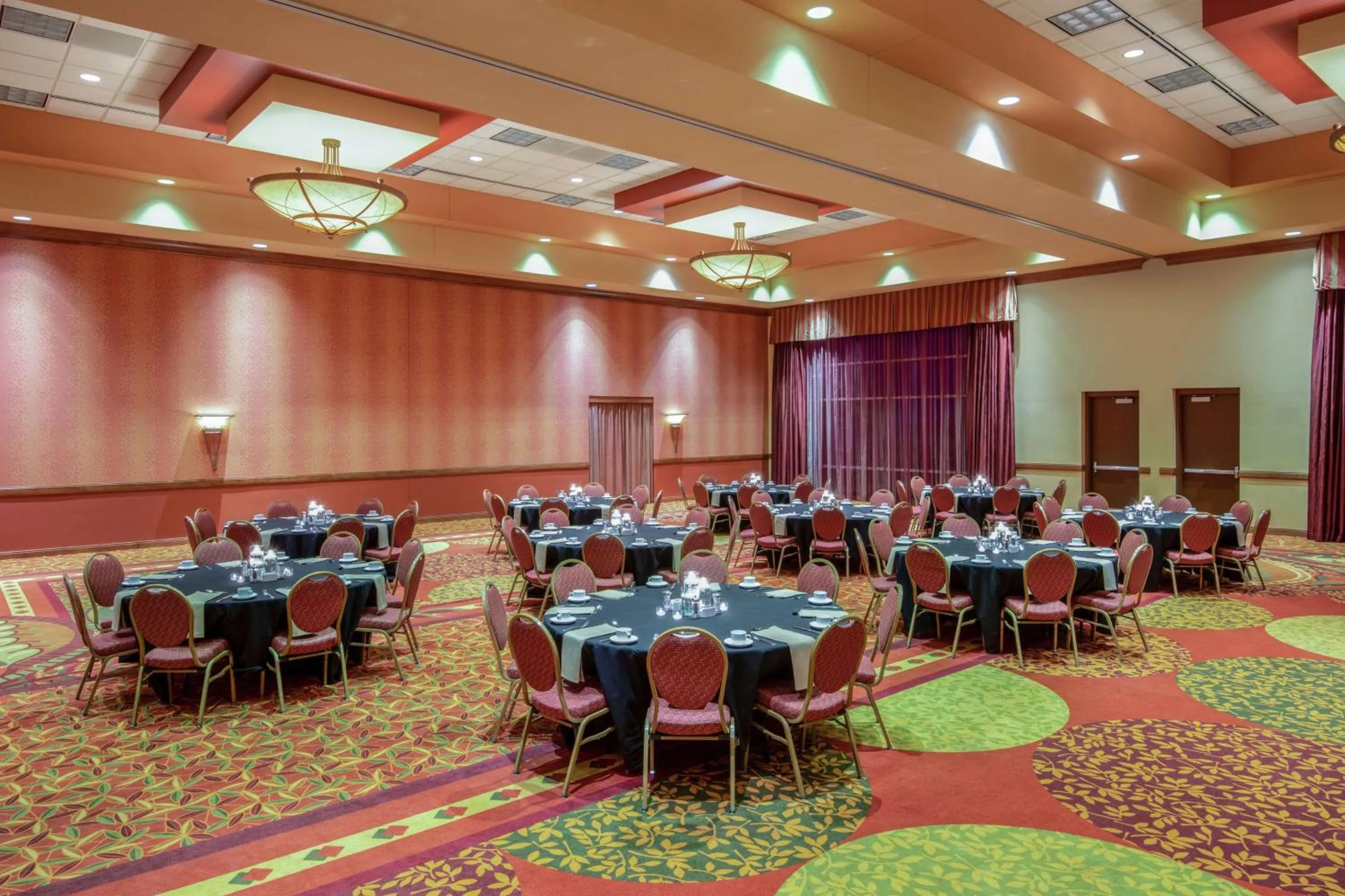 Meeting/conference room in Embassy Suites Loveland Conference Center