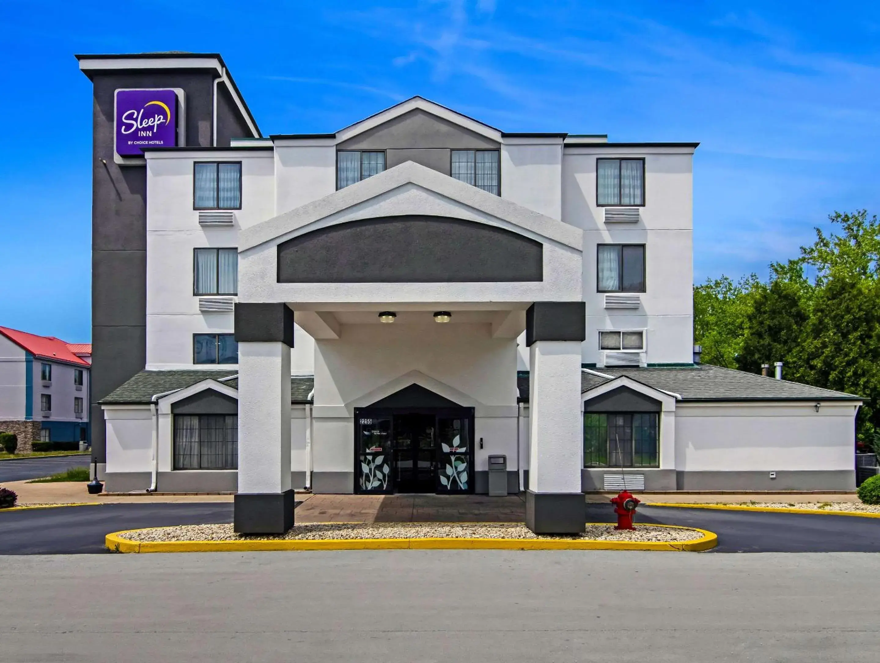 Property building in Sleep Inn near I-80 and I-94 Property building in Sleep Inn near I-80 and I-94