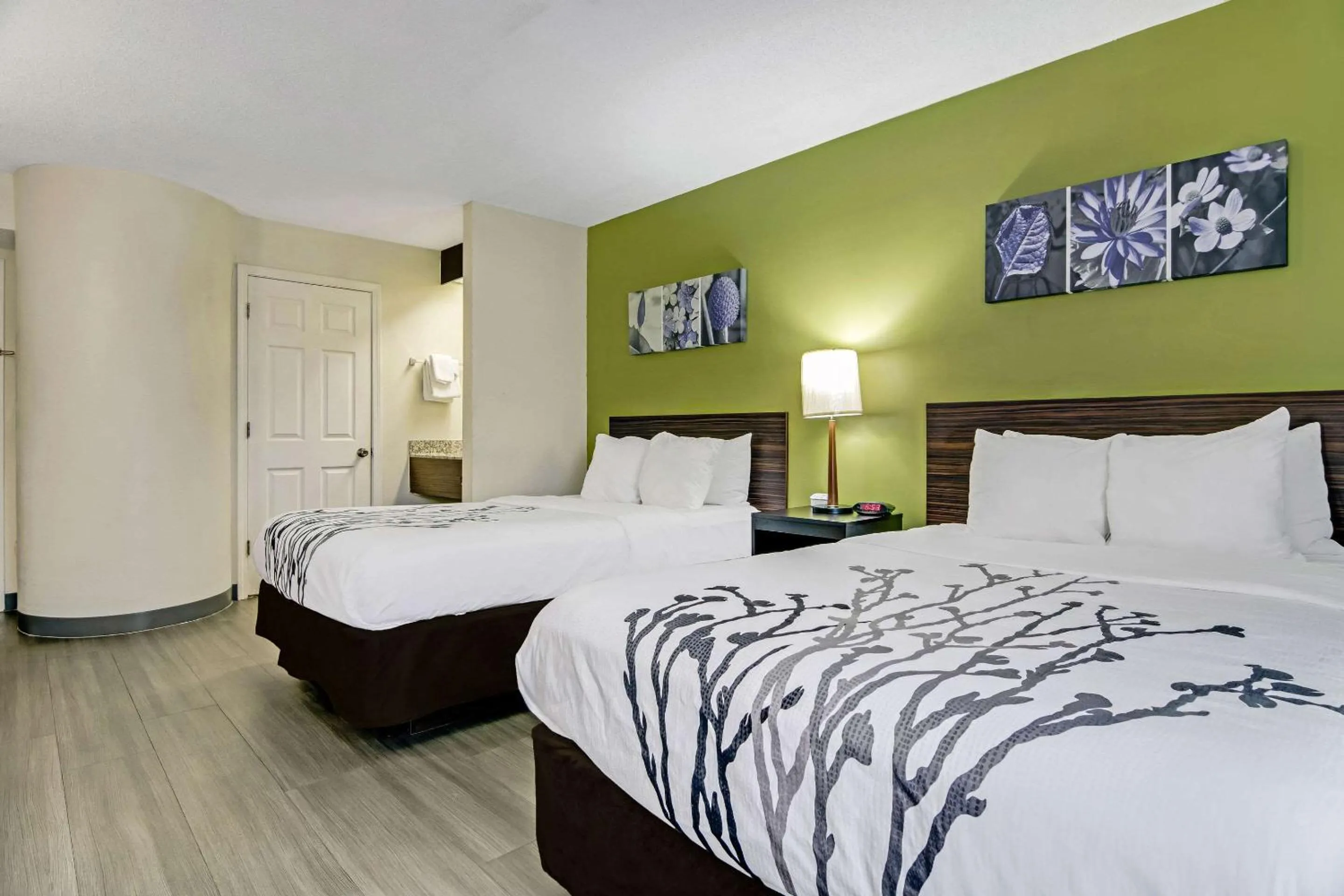 Bedroom, Bed in Sleep Inn near I-80 and I-94