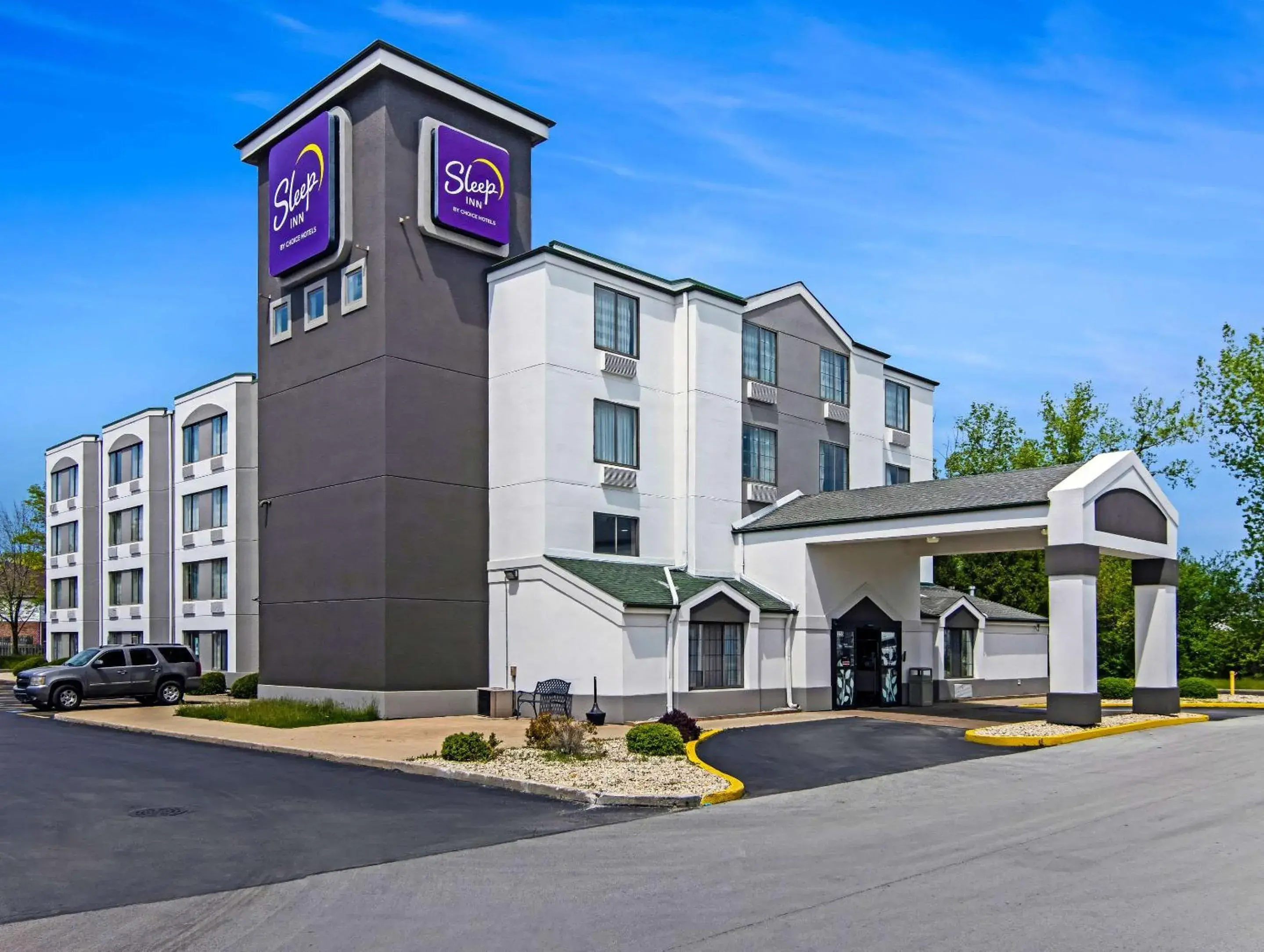 Property building in Sleep Inn near I-80 and I-94 Property building in Sleep Inn near I-80 and I-94