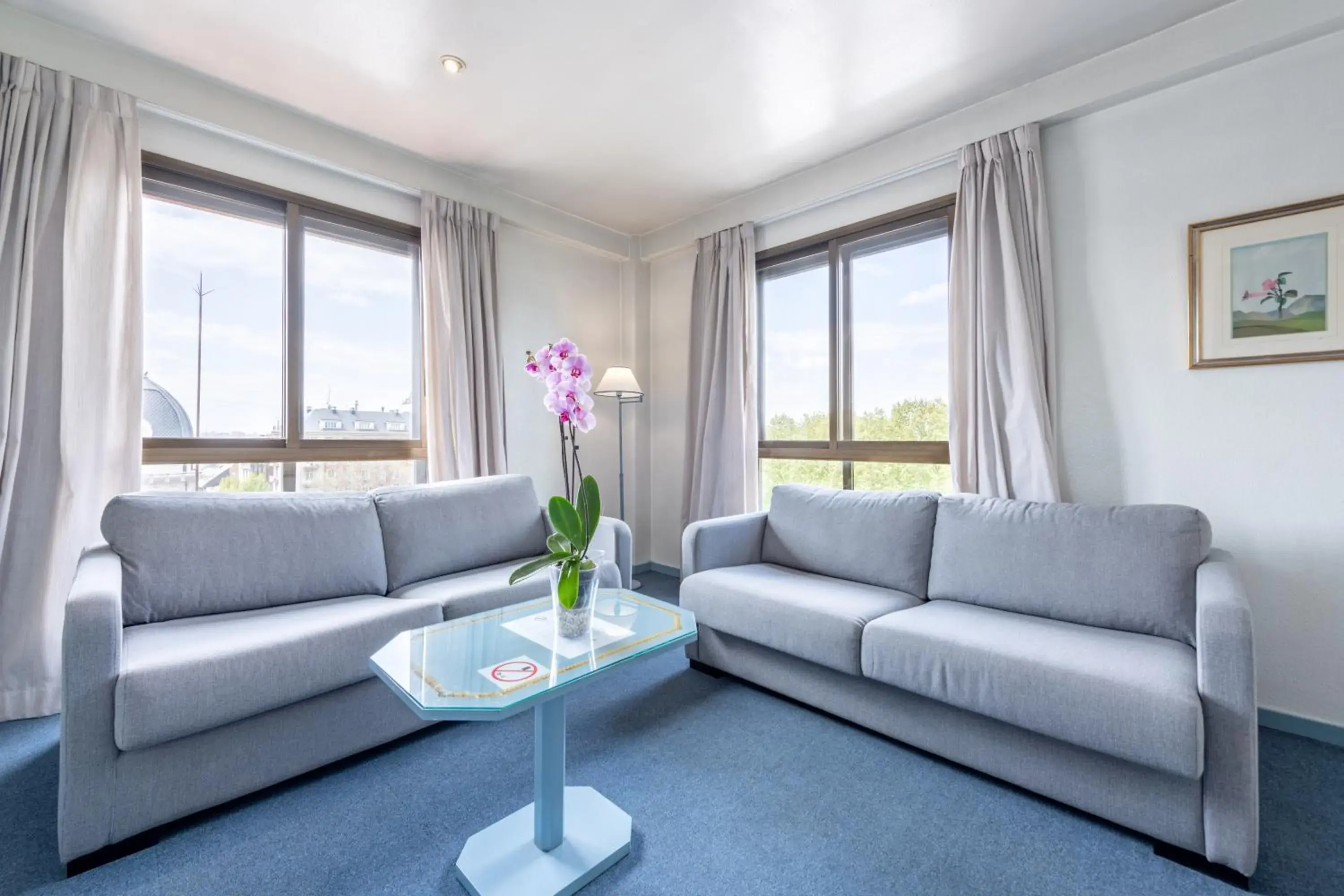 Living room in Espahotel Plaza de España Living room in Espahotel Plaza de España