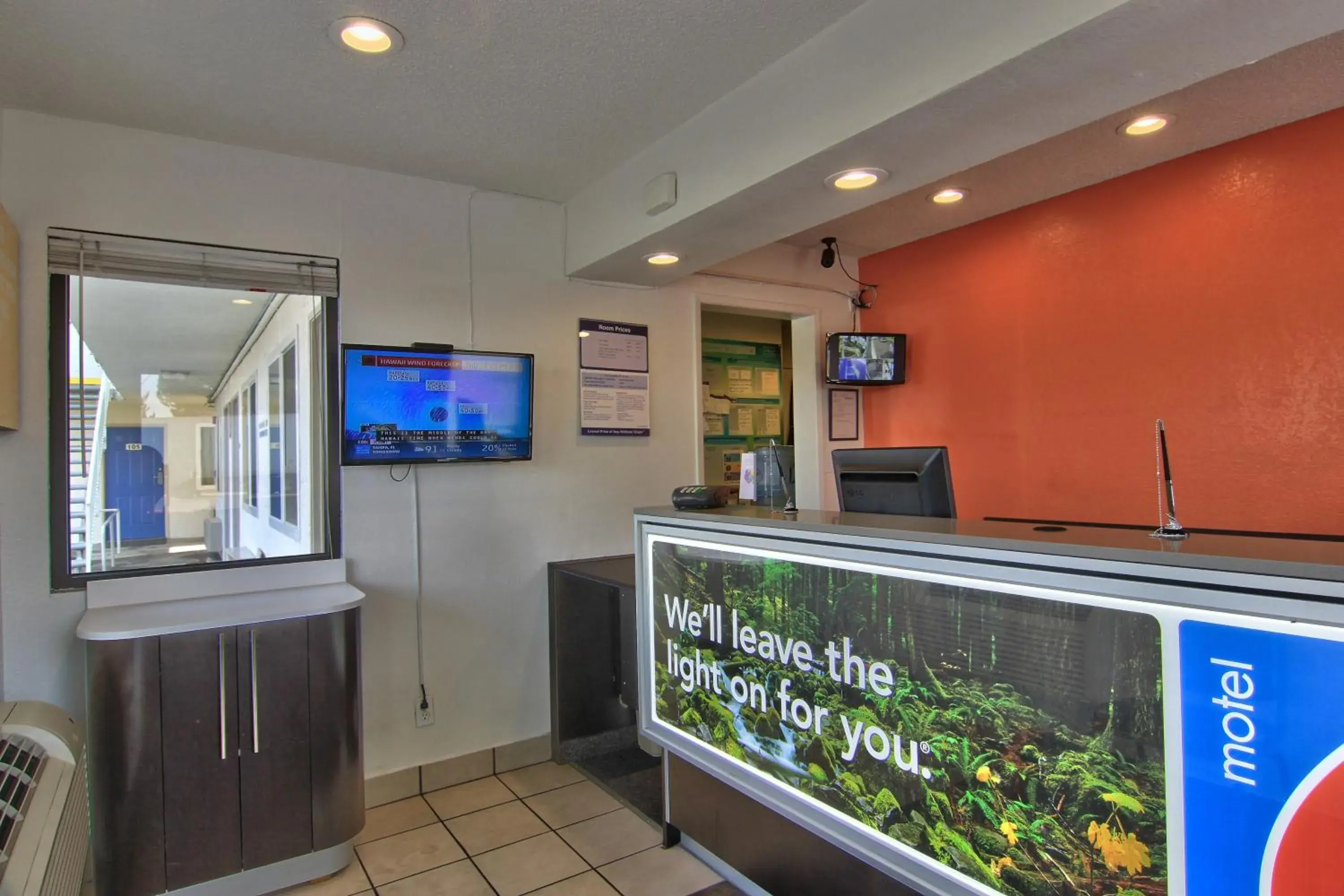 Lobby or reception in Motel 6-Sacramento, CA - North Lobby or reception in Motel 6-Sacramento, CA - North