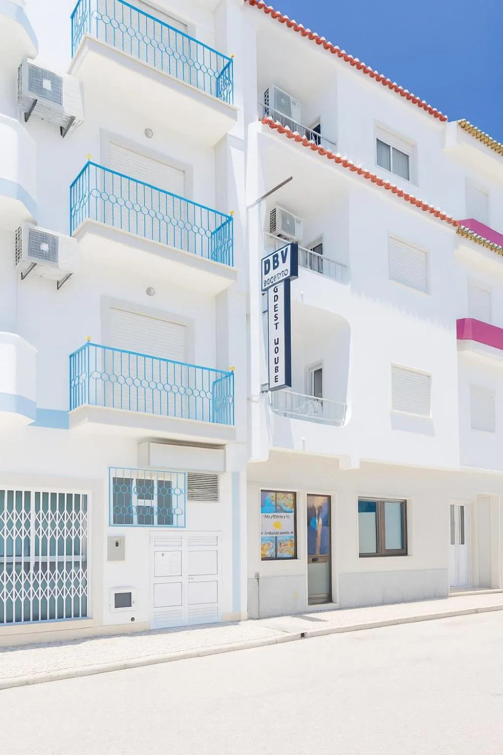 Lagos Central Suite DBV Guesthouse